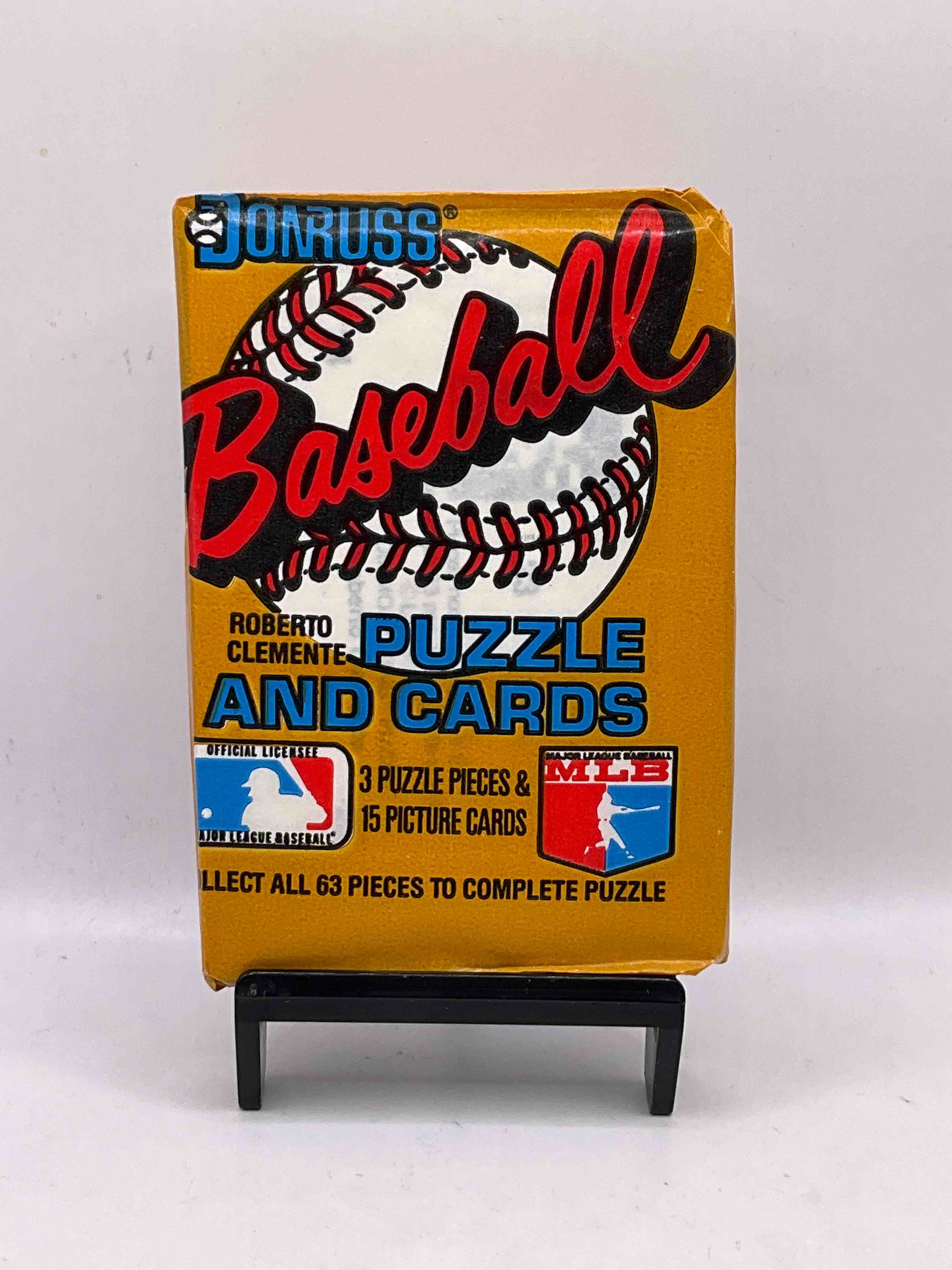 Absolutely Fully Loaded! 1987 Donruss Baseball Unopened Collectible Sports Trading Card Wax Pack, Direct From Original Retail Case. This Year Is Loaded With Rookies! Search For Rookies From Greg Maddox (PSA 10 Value $200+), Barry Bonds (PSA 10 Value $150+), Bo Jackson (PSA 10 Value $175+), Mark McGwire Rated Rookie & More! These Packs Are Drying Up & Getting Very Hard To Find! 