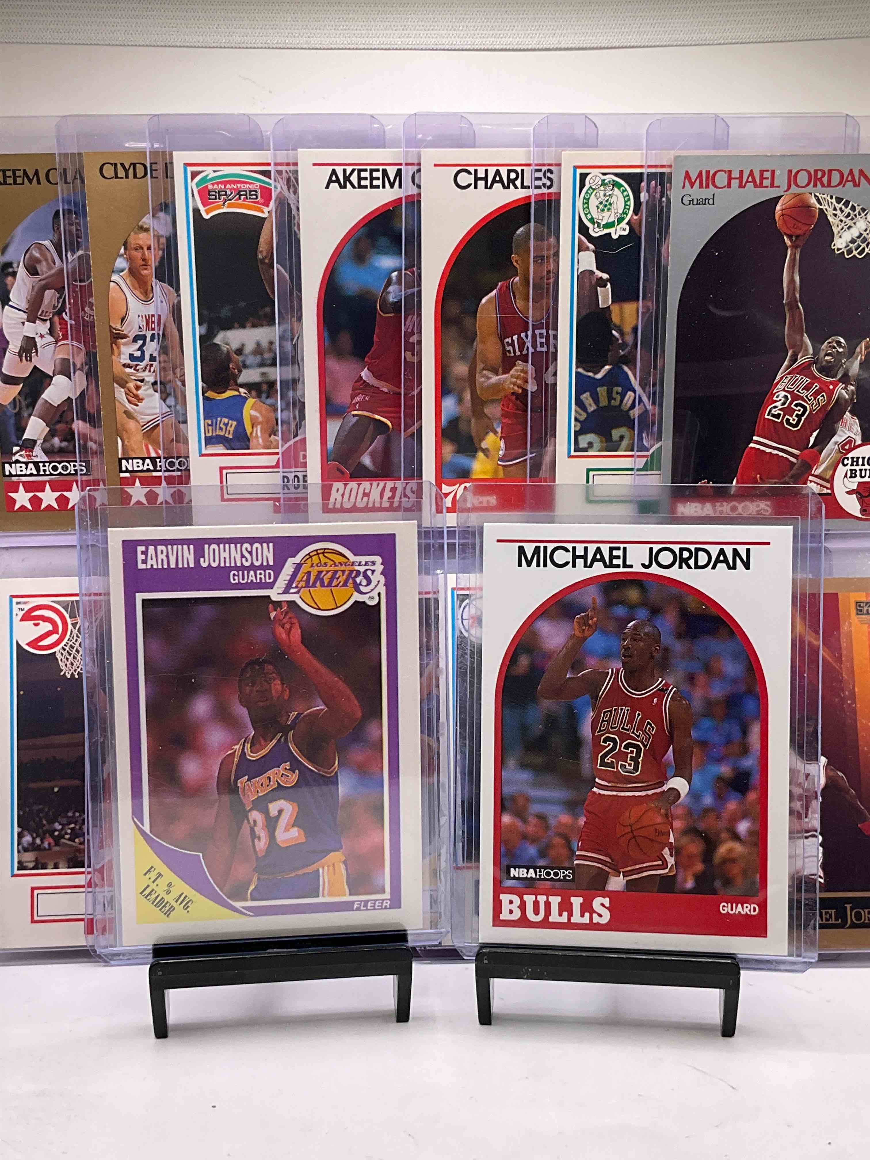 Vintage Basketball Bonanza! Michael Jordan Skybox, NBA Hoops, Magic Johnson 1989 Fleer, Charles Barkley 1990 & 1989 Fleer, Shawn Kemp Rookie, Clyde Drexler, Akeem Olajuwon & So Much More! Stars Galore