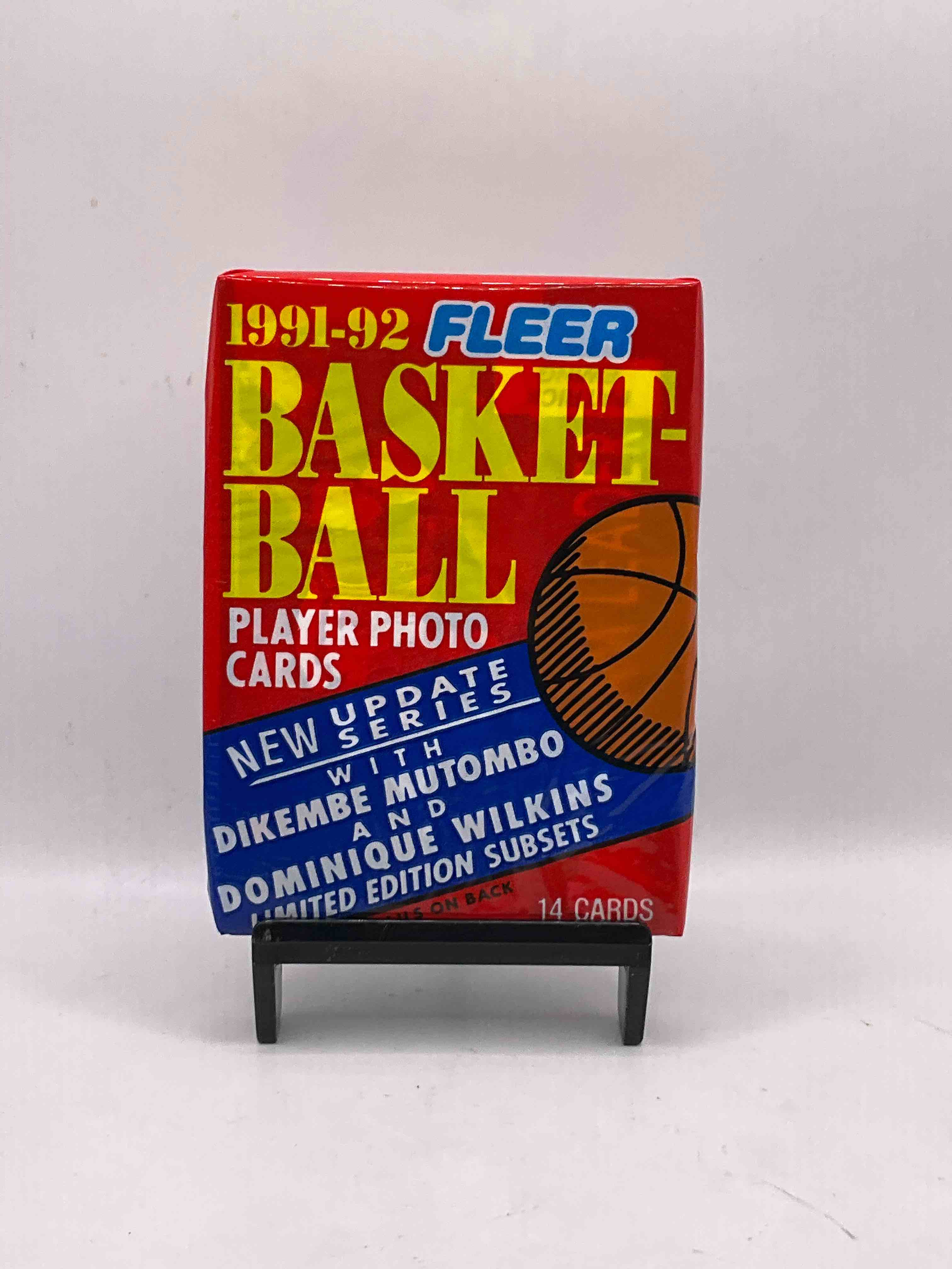 Michael Jordan?! 1991/92 Fleer NBA Basketball Unopened Wax Pack, Direct Form Original Retail Case! Search For Jordan #29 (PSA 10 Value $300), Larry Johnson Rookie, Michael Jordan Team Leaders & All Star Card, & So Many More Valuable & Cool Cards! 91/92 Fleer Basketball Has Become Highly Collectible As One Of Vintage Basketball's Most Iconic Card Designs!