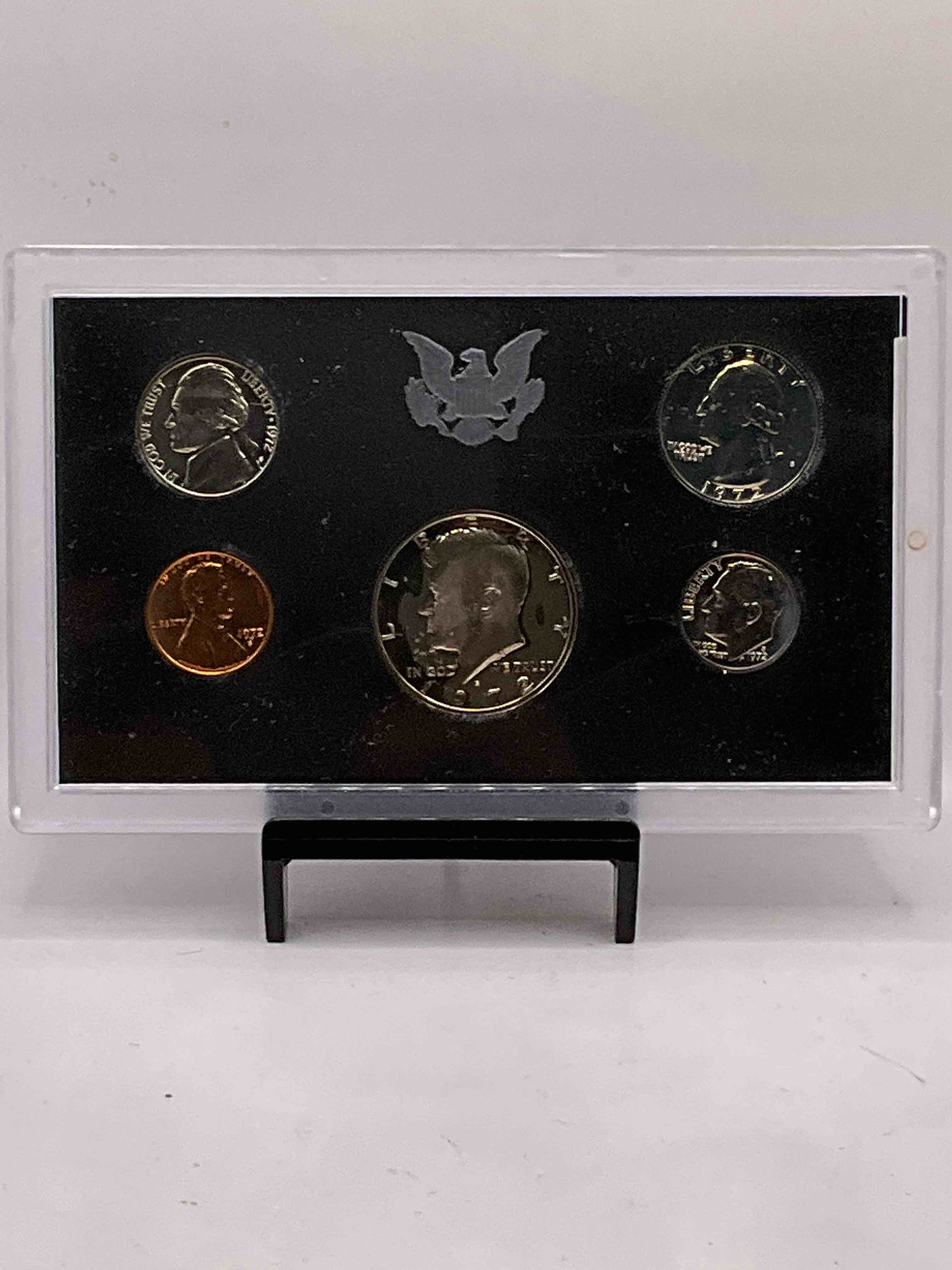 1972 Uncirculated U.S. Mint Set! This Gorgeous Mint Set Features Each U.S. Coin Minted in 1972 In Uncirculated Condition, Mounted In A Beautiful Display & Case Direct From The U.S. Mint! Own An Awesome Investment & Incredible Piece Of U.S. History! Also Makes For An Awesome Gift!