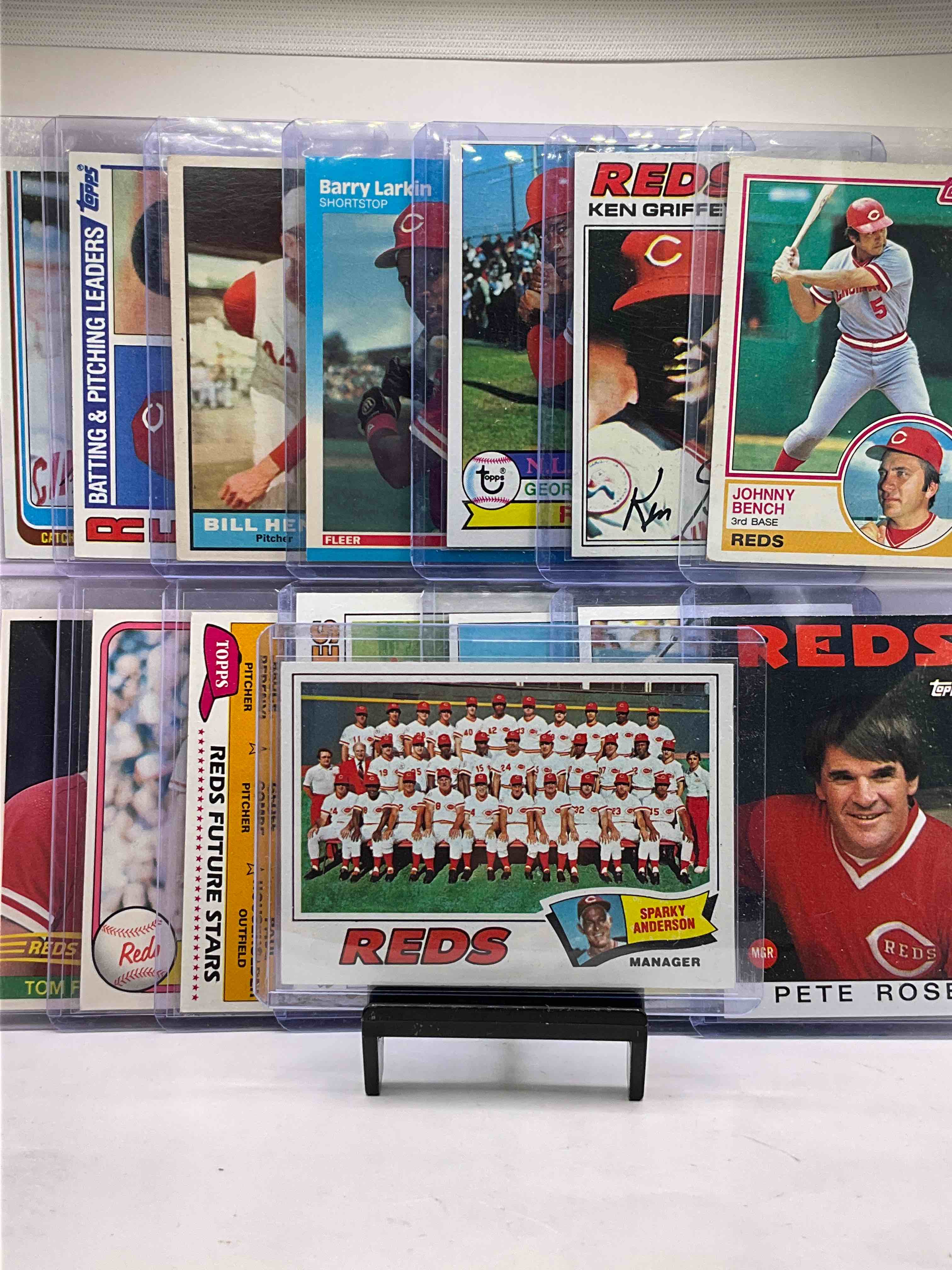 Vintage Reds! Pete Rose, Cincinnati Reds Team Picture, Ken Griffey, Johnny Bench, Barry Larkin, Even Cards From The 60’s! Future Stars & World Series Cards!