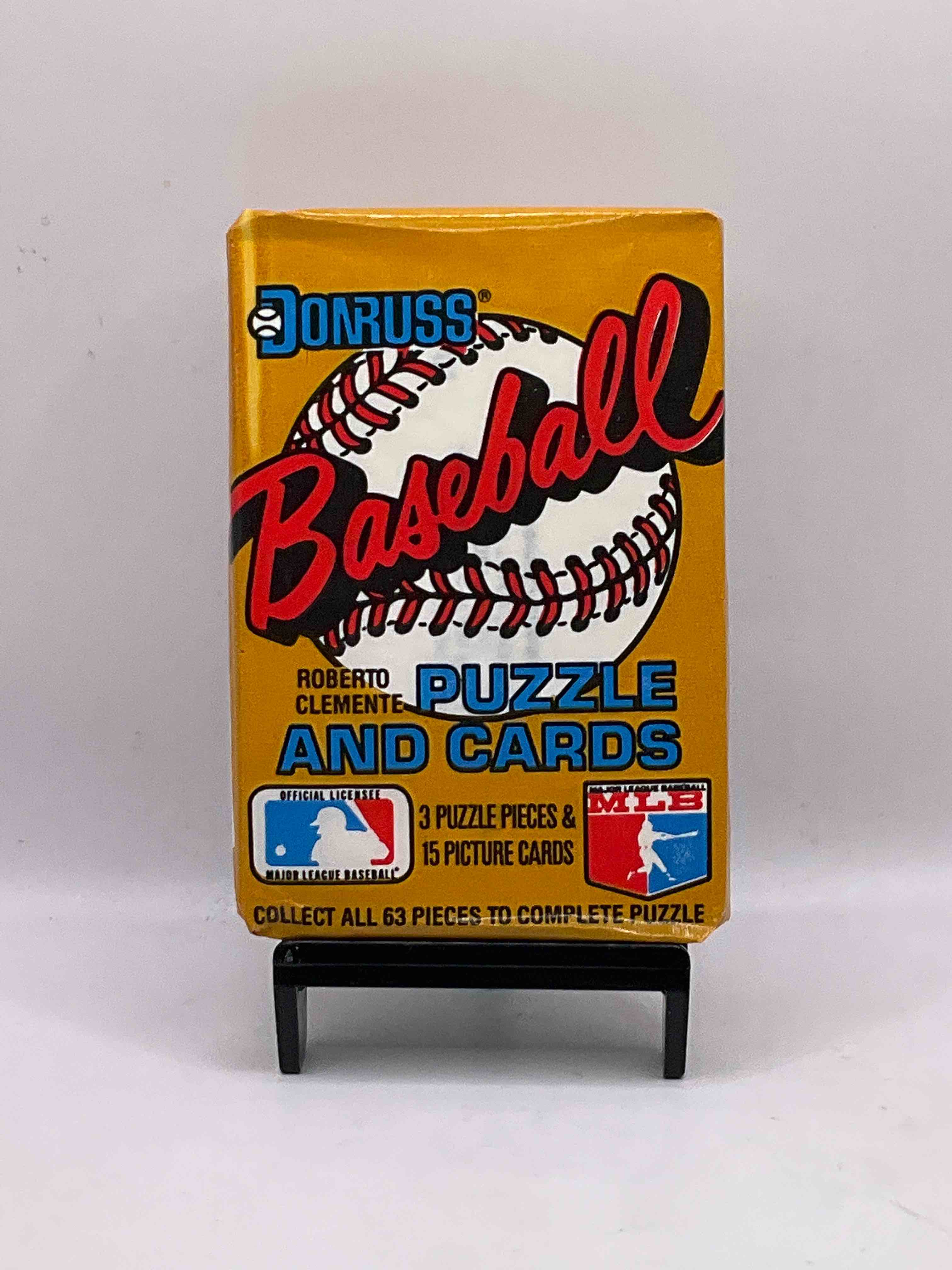 Absolutely Fully Loaded! 1987 Donruss Baseball Unopened Collectible Sports Trading Card Wax Pack, Direct From Original Retail Case. This Year Is Loaded With Rookies! Search For Rookies From Greg Maddox (PSA 10 Value $200+), Barry Bonds (PSA 10 Value $150+), Bo Jackson (PSA 10 Value $175+), Mark McGwire Rated Rookie & More! These Packs Are Drying Up & Getting Very Hard To Find!