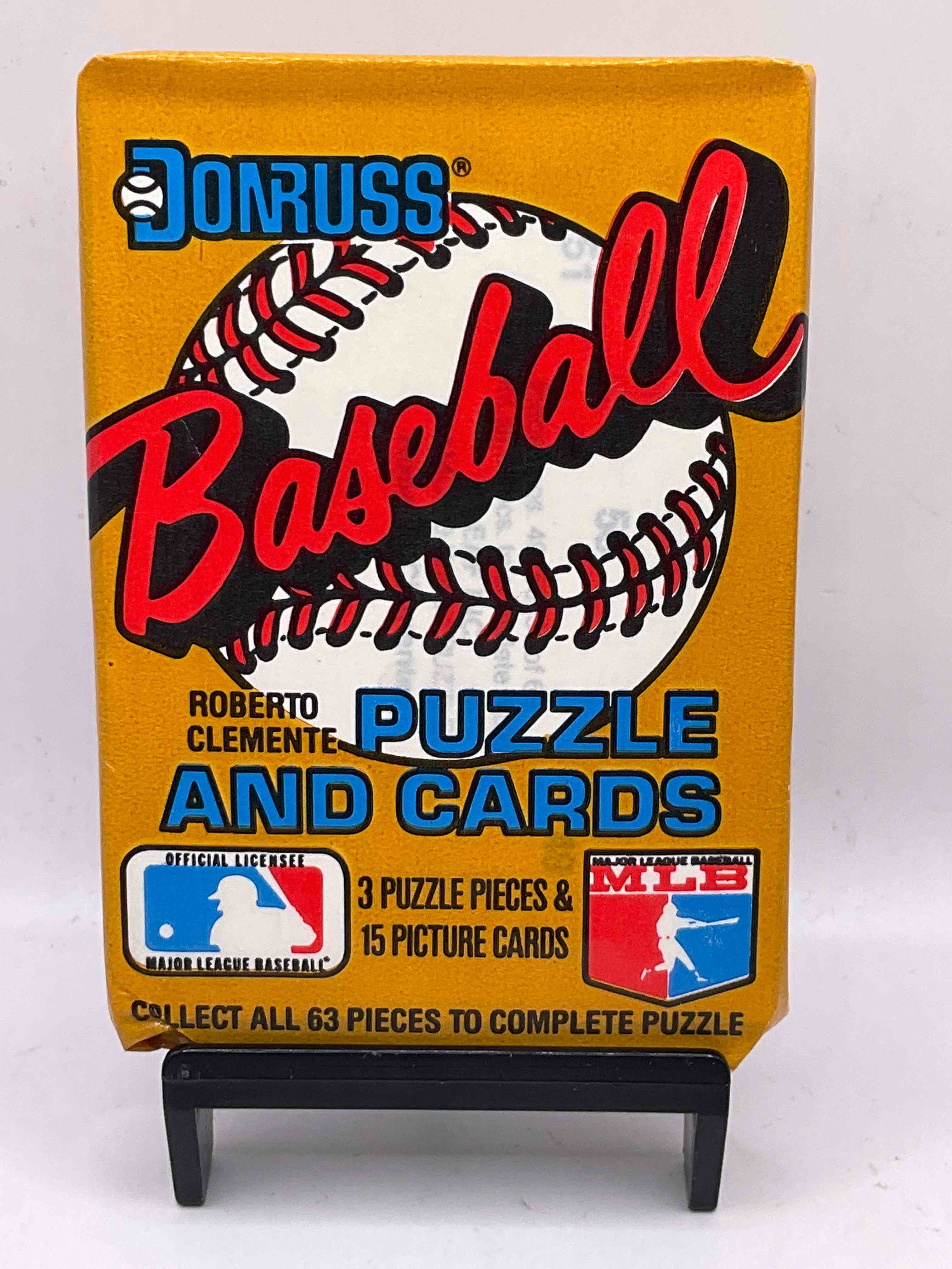 Absolutely Fully Loaded! 1987 Donruss Baseball Unopened Collectible Sports Trading Card Wax Pack, Direct From Original Retail Case. This Year Is Loaded With Rookies! Search For Rookies From Greg Maddox (PSA 10 Value $200+), Barry Bonds (PSA 10 Value $150+), Bo Jackson (PSA 10 Value $175+), Mark McGwire Rated Rookie & More! These Packs Are Drying Up & Getting Very Hard To Find!