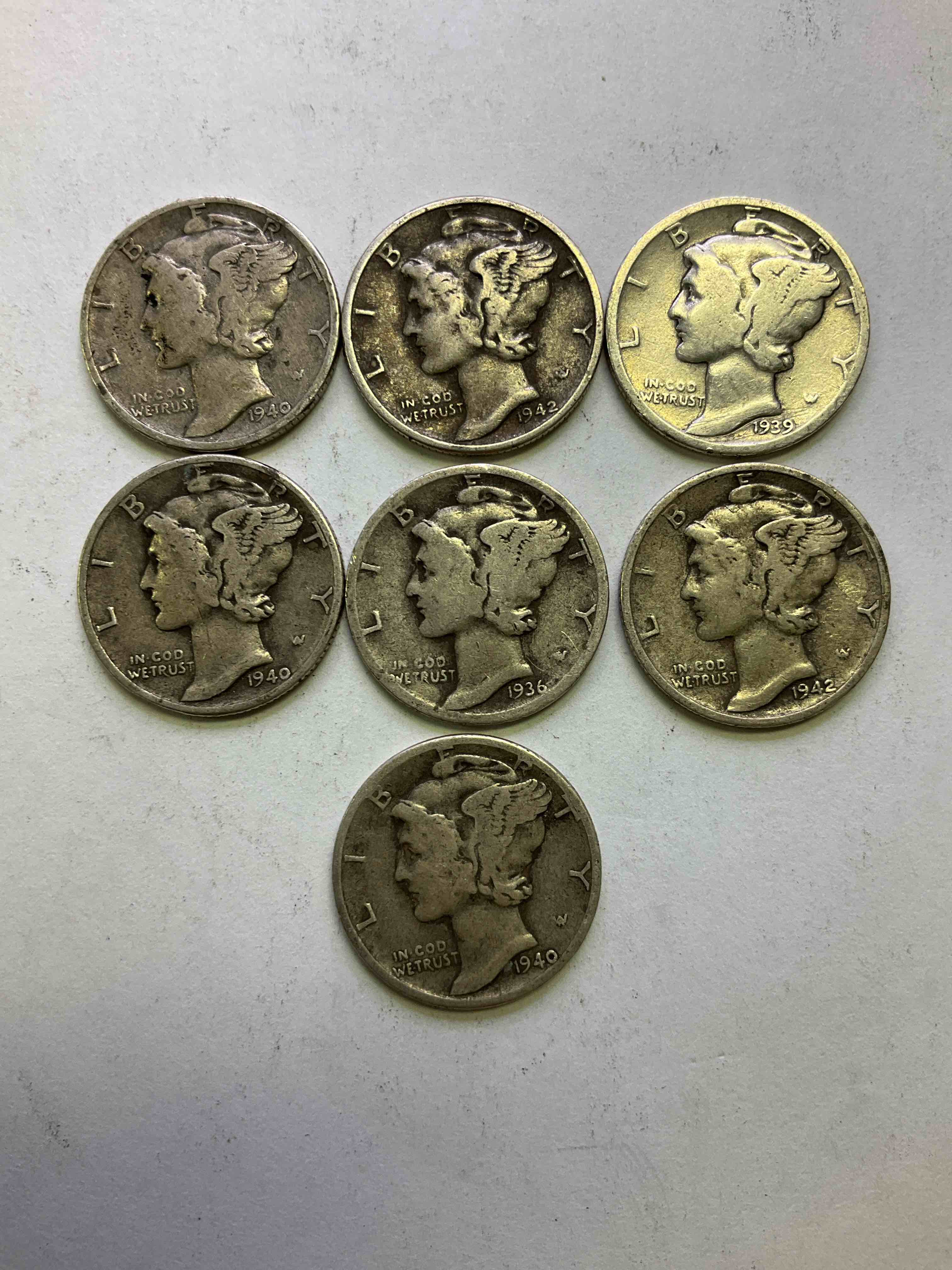 Antique U.S. Pure Fine Silver Mercury Dimes! Silver Mercury Dimes Were Minted From 1916-1945 & Have Become Serious Collector Items! Check Out These Awesome Examples, All In Nice, Circulated Condition With Visible Dates & Varying Years! Rare To Have Visible Dates! Makes For A Great Investment In Precious Metals, Mercury Dimes Are 90% Pure Fine Silver! They Don't Make Em' Like This Anymore!
