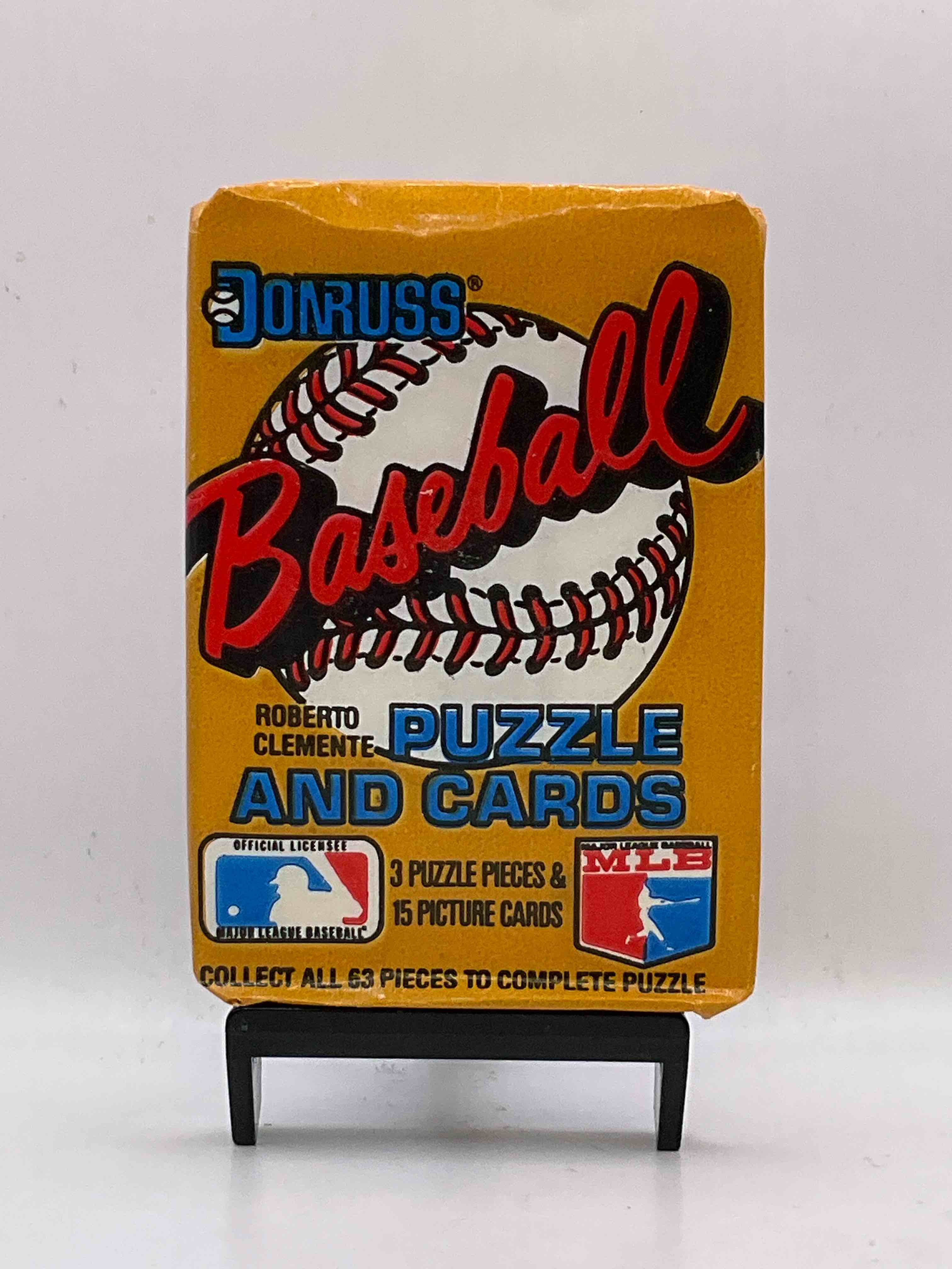 Absolutely Fully Loaded! 1987 Donruss Baseball Unopened Collectible Sports Trading Card Wax Pack, Direct From Original Retail Case. This Year Is Loaded With Rookies! Search For Rookies From Greg Maddox (PSA 10 Value $200+), Barry Bonds (PSA 10 Value $150+), Bo Jackson (PSA 10 Value $175+), Mark McGwire Rated Rookie & More! These Packs Are Drying Up & Getting Very Hard To Find!
