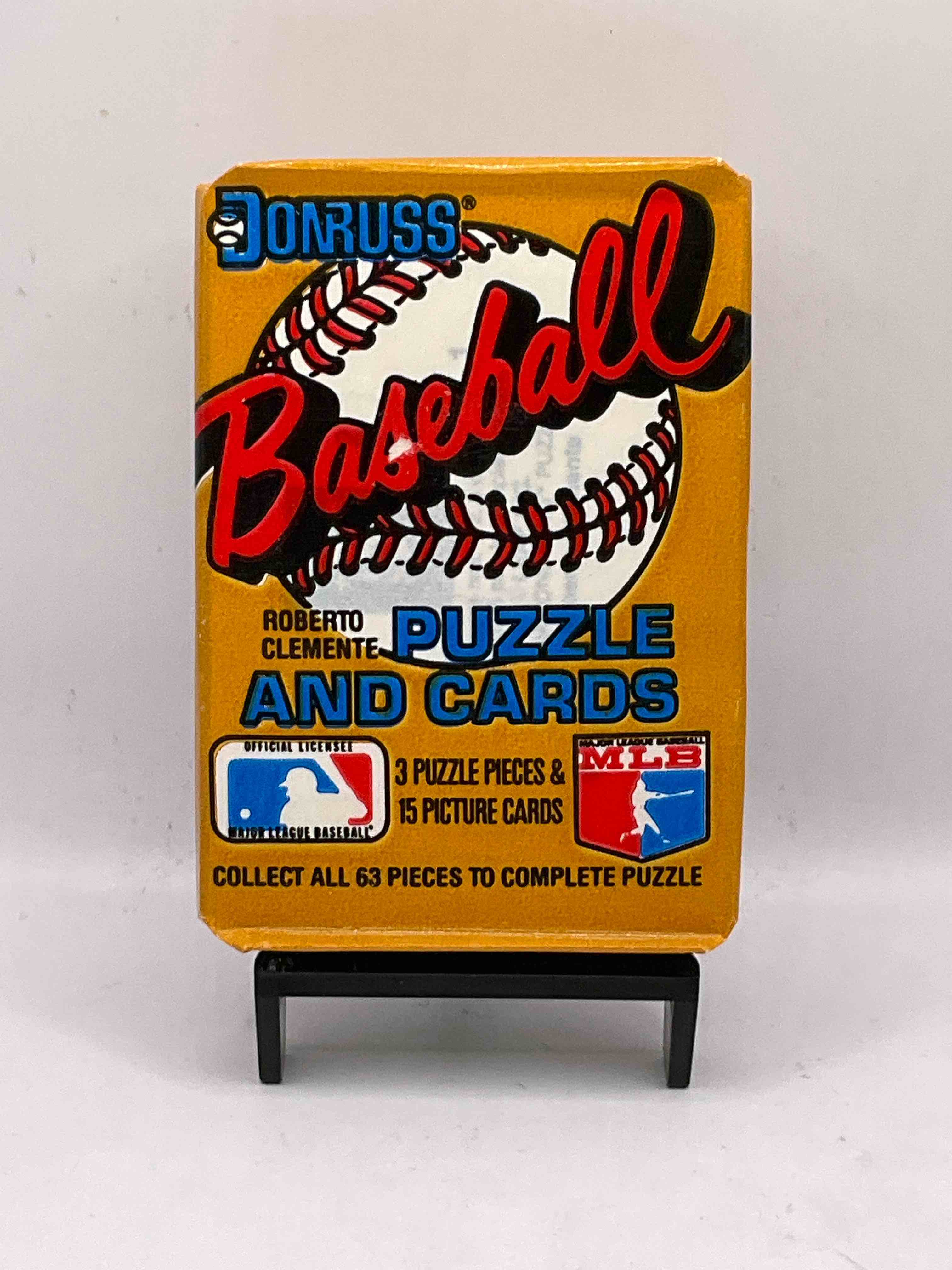 Absolutely Fully Loaded! 1987 Donruss Baseball Unopened Collectible Sports Trading Card Wax Pack, Direct From Original Retail Case. This Year Is Loaded With Rookies! Search For Rookies From Greg Maddox (PSA 10 Value $200+), Barry Bonds (PSA 10 Value $150+), Bo Jackson (PSA 10 Value $175+), Mark McGwire Rated Rookie & More! These Packs Are Drying Up & Getting Very Hard To Find!
