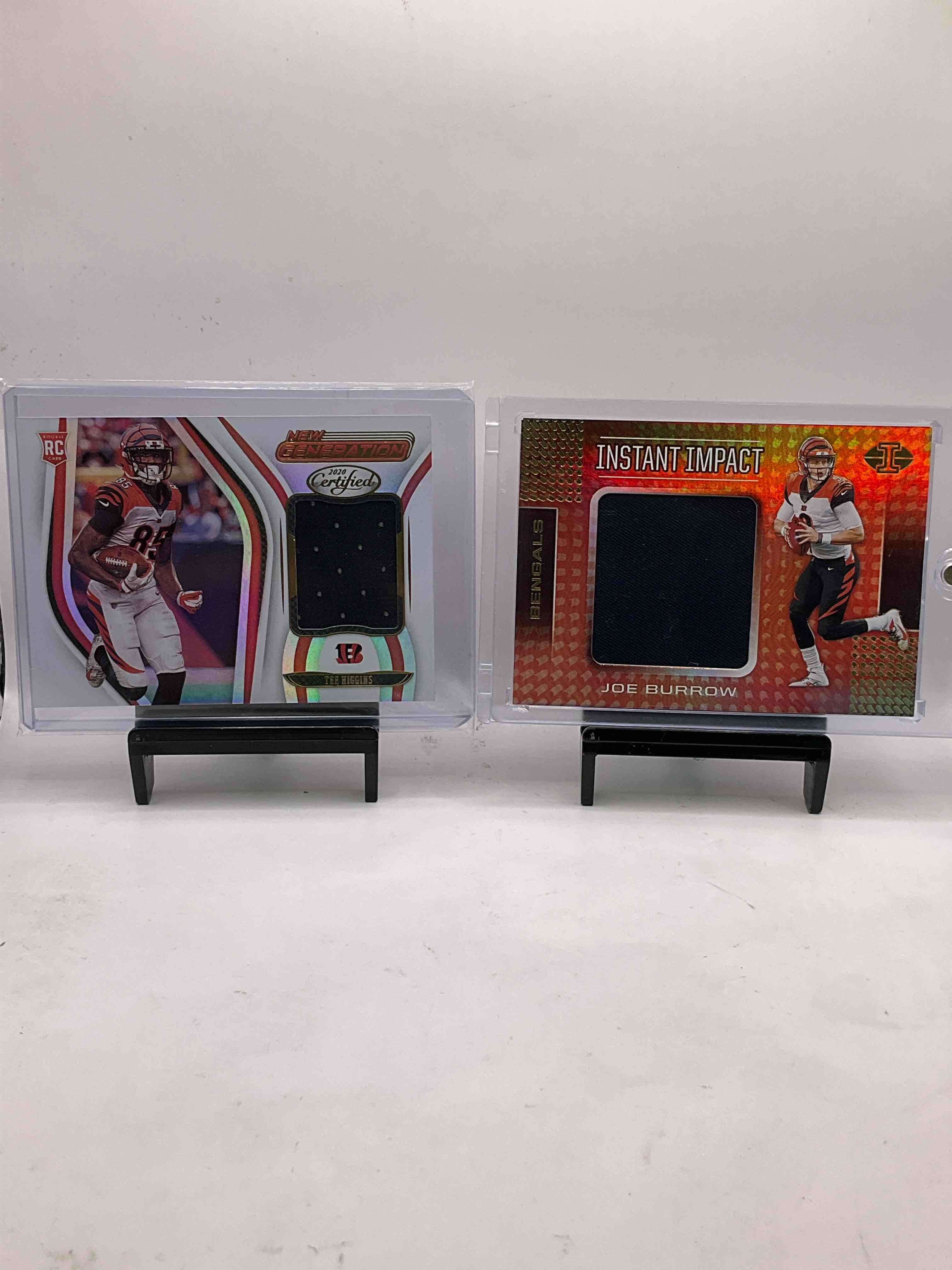 Bengals! Joe Burrow & Tee Higgins Rookies! Joe Burrow Illusions Jersey Card, Tee Higgins Rookie Certified Jersey Card, Crazy Combo! 50 Card Bengals Lot! Modern & Vintage! Higgins, Burrow, Chase, Mixon, Woods, Owen’s & More!