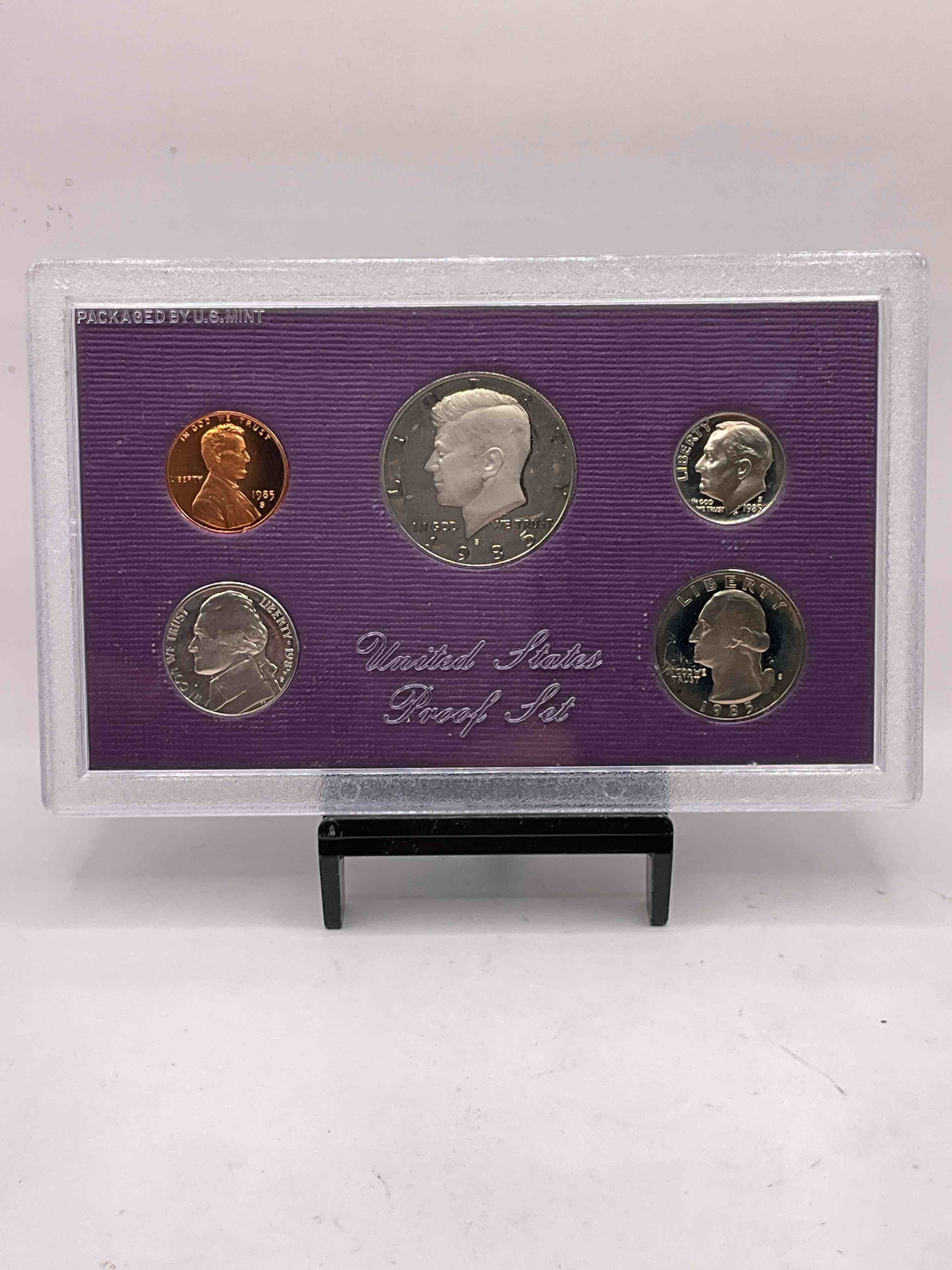 Get "Back To The Future" From 1985! This Gorgeous Mint Set Features Each U.S. Coin Minted in 1985 In Uncirculated Condition, Direct From The U.S. Treasury! Still In Original Gorgeous Display Case, Direct From The U.S. Treasury In 1985! Own An Awesome Investment & Incredible Piece Of U.S. History! Also Makes For An Awesome Gift!
