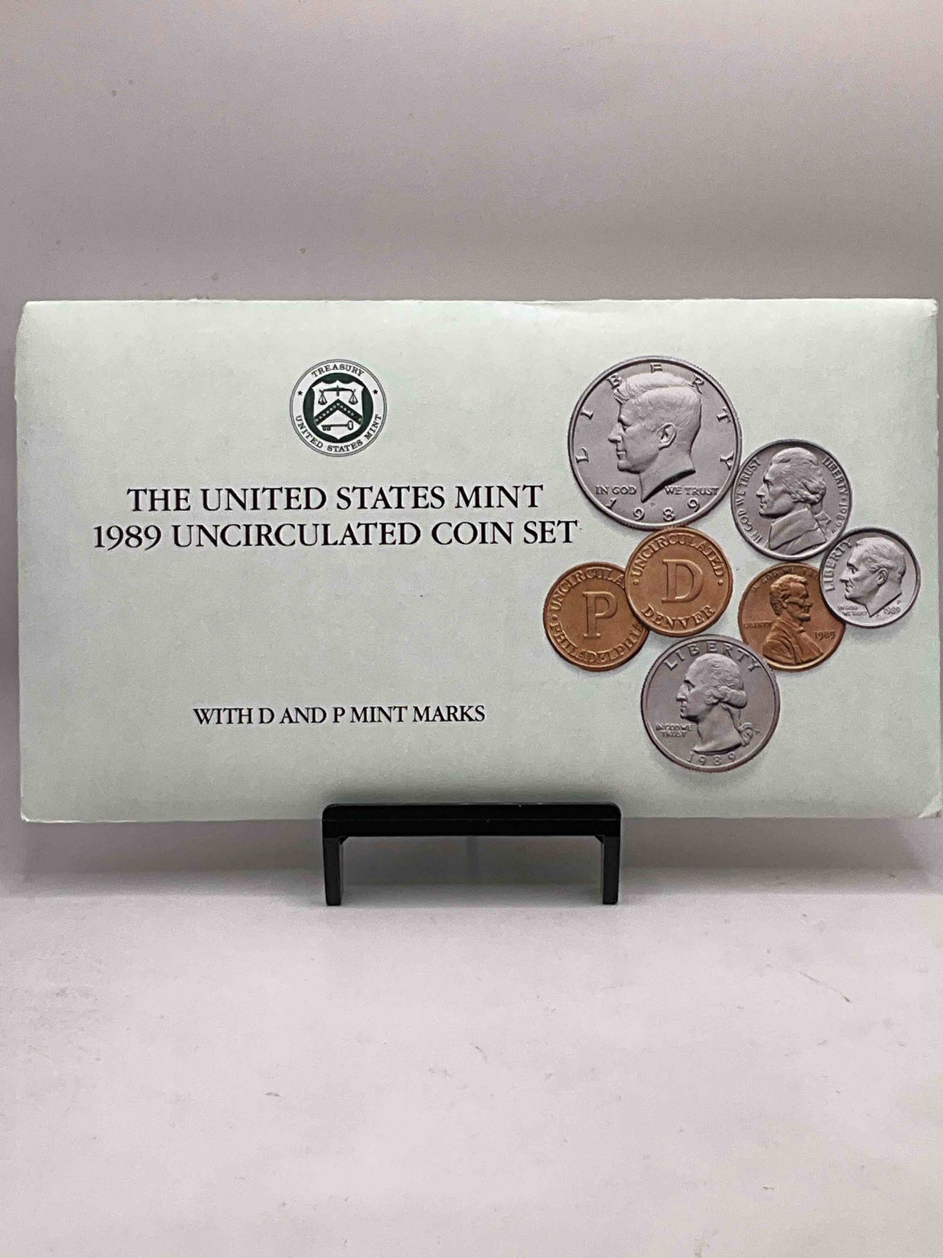 1989 Uncirculated U.S. Mint Set! Attention All Swifties Out There! What A Great Year! This Gorgeous Mint Set Features Each U.S. Coins Minted in 1989 In Uncirculated Condition, From Each Mint Mark, Philly & Denver! Still In Original Envelope Direct From The U.S. Treasury In 1989! Own An Awesome Investment & Incredible Piece Of U.S. History! Also Makes For An Awesome Gift!
