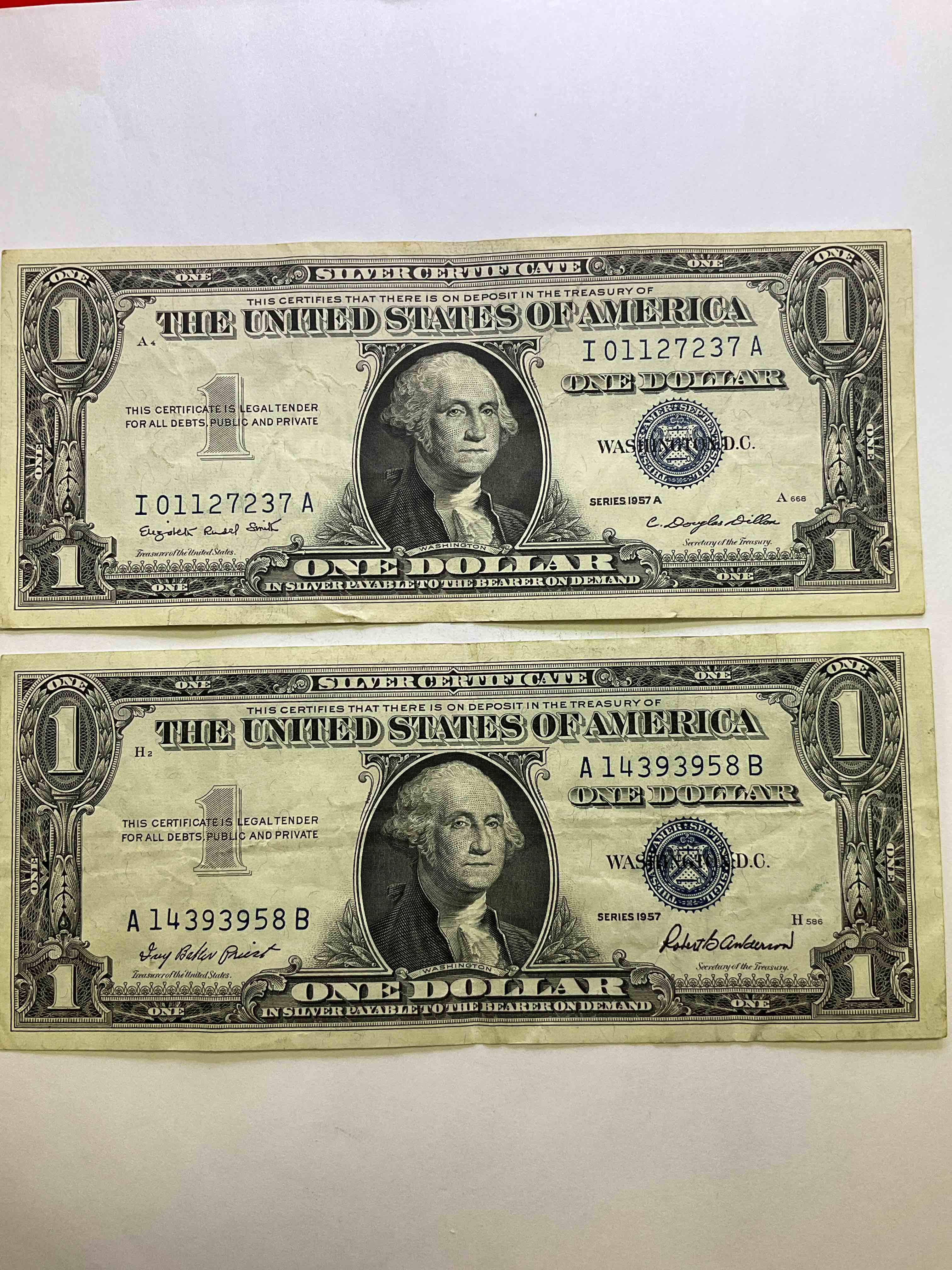 1935 Silver Certificates! Did You Know That Prior To 1964 One Dollar U.S. Paper Money Was Actually Redeemable For Silver Dollars?! Wow How Times Have Changed! Silver Certificates Were Produced From 1878 To 1964 & Are Still Considered Legal Tender At Face Value. Here Are Two Gorgeous, Circulated 1935 U.S. One Dollar Silver Certificates, With Highly Collectible "Blue Seal!" Own An Awesome Piece Of History!