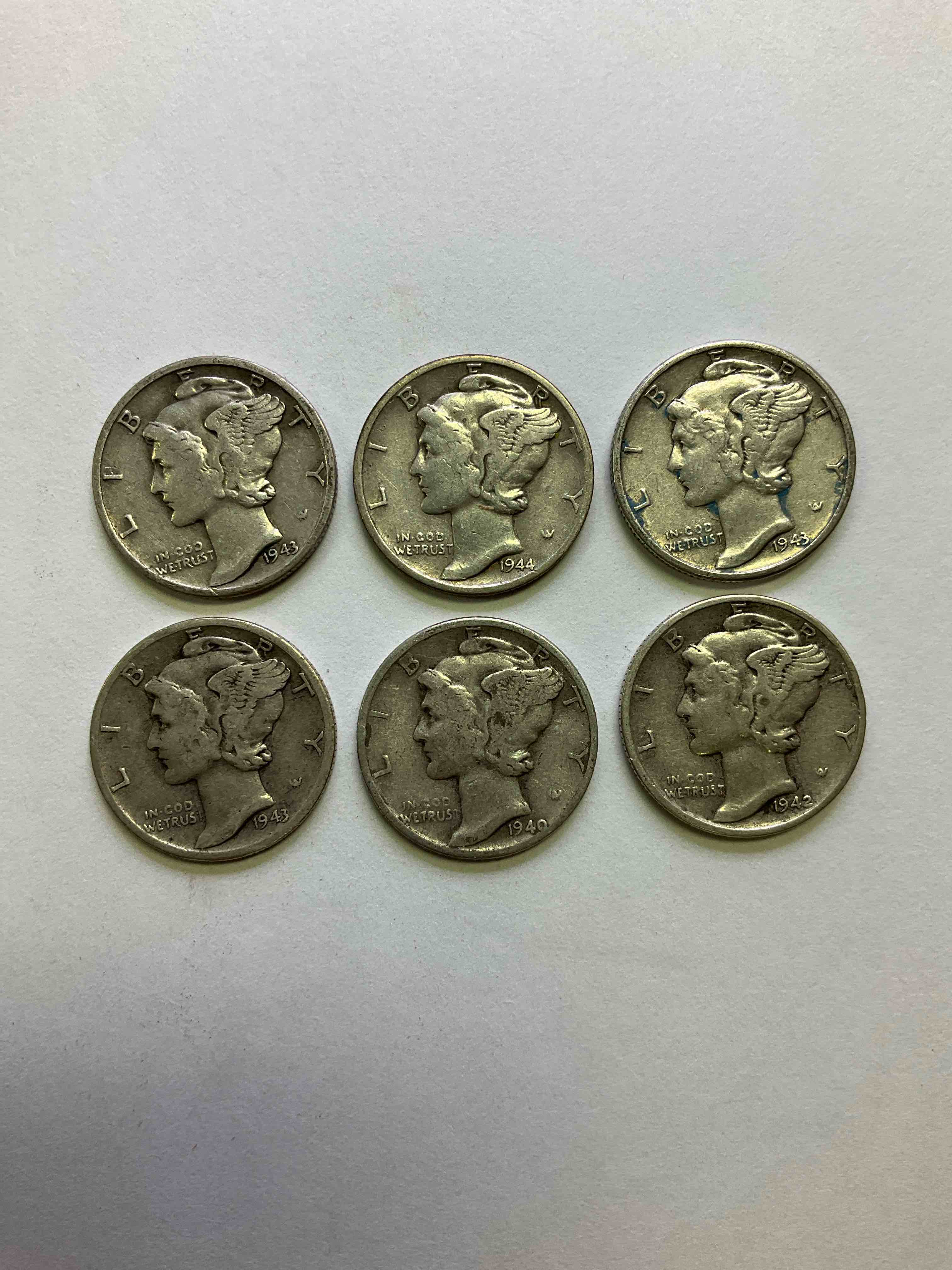 Antique U.S. Pure Fine Silver Mercury Dimes! Silver Mercury Dimes Were Minted From 1916-1945 & Have Become Serious Collector Items! Check Out These Awesome Examples, All In Nice, Circulated Condition With Visible Dates & Varying Years! Rare To Have Visible Dates! Makes For A Great Investment In Precious Metals, Mercury Dimes Are 90% Pure Fine Silver! They Don't Make Em' Like This Anymore!