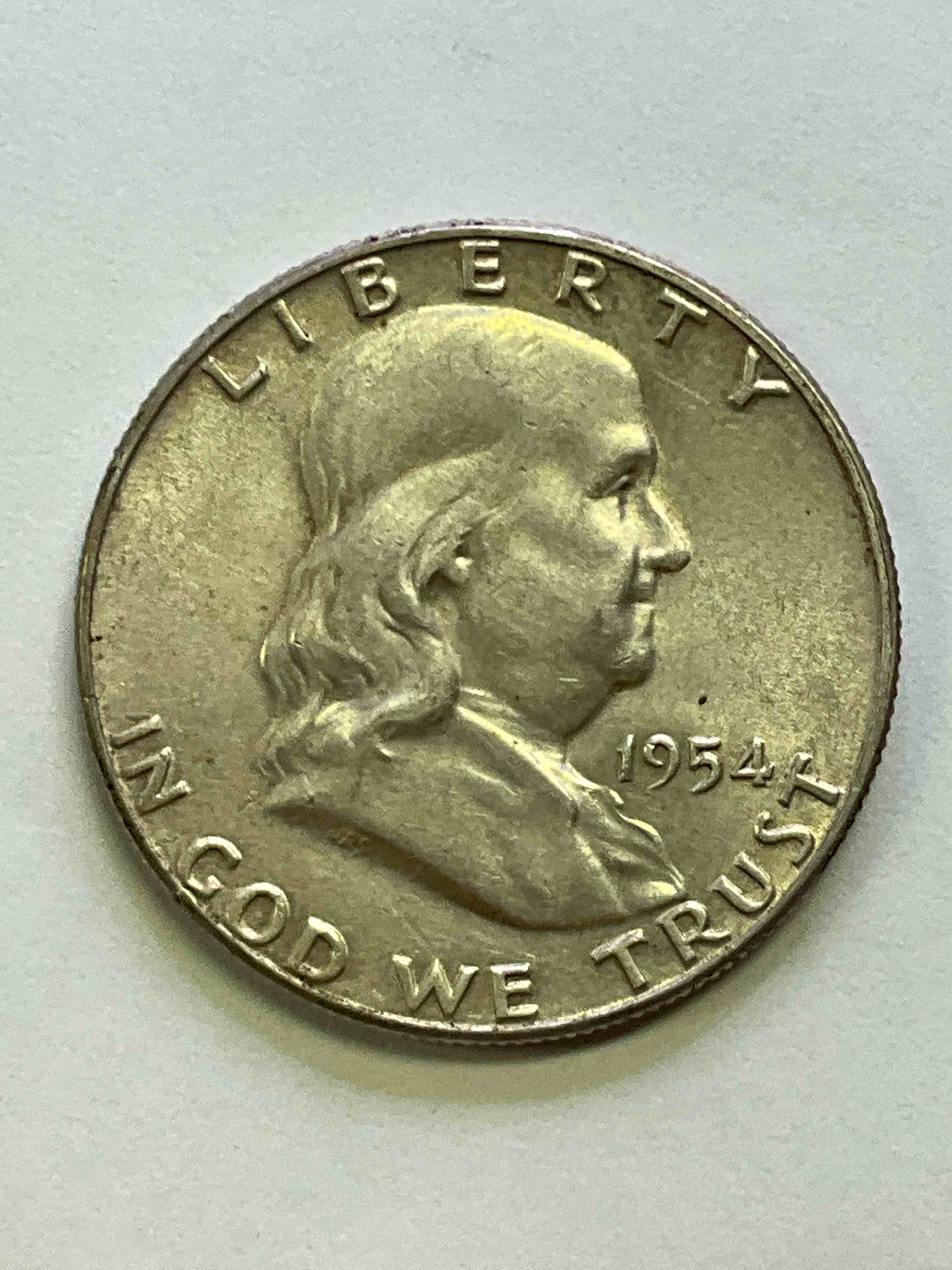 Ben Franklin Silver! Pre 1965 Silver U.S. Half Dollar Coins! Before 1965 American Half Dollars Were Actually Silver, Here Is A Rare 1954 Version In Excellent, Circulated Condition! Great For Investing In Precious Metals! These Heavy Half Dollars Were Minted At 90% Silver and 10% Copper, Giving Them A Net Weight Of .36169 Ounces Of Pure Silver Per Coin! Very Rare In This Great Condition!