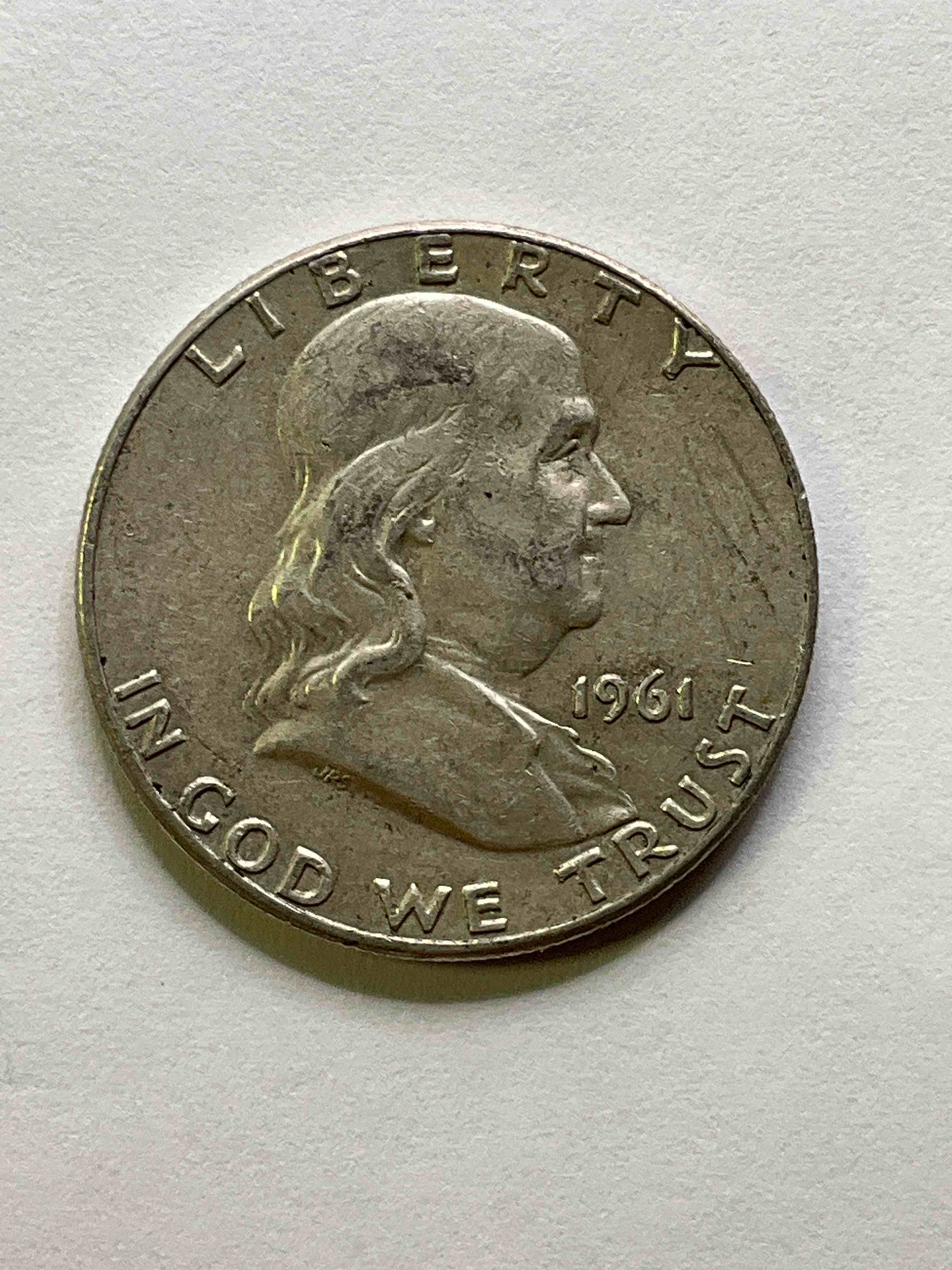 Ben Franklin Silver! Pre 1965 Silver U.S. Half Dollar Coins! Before 1965 American Half Dollars Were Actually Silver, Here Is A Rare 1961 Version In Excellent, Circulated Condition! Great For Investing In Precious Metals! These Heavy Half Dollars Were Minted At 90% Silver and 10% Copper, Giving Them A Net Weight Of .36169 Ounces Of Pure Silver Per Coin! Very Rare In This Great Condition!
