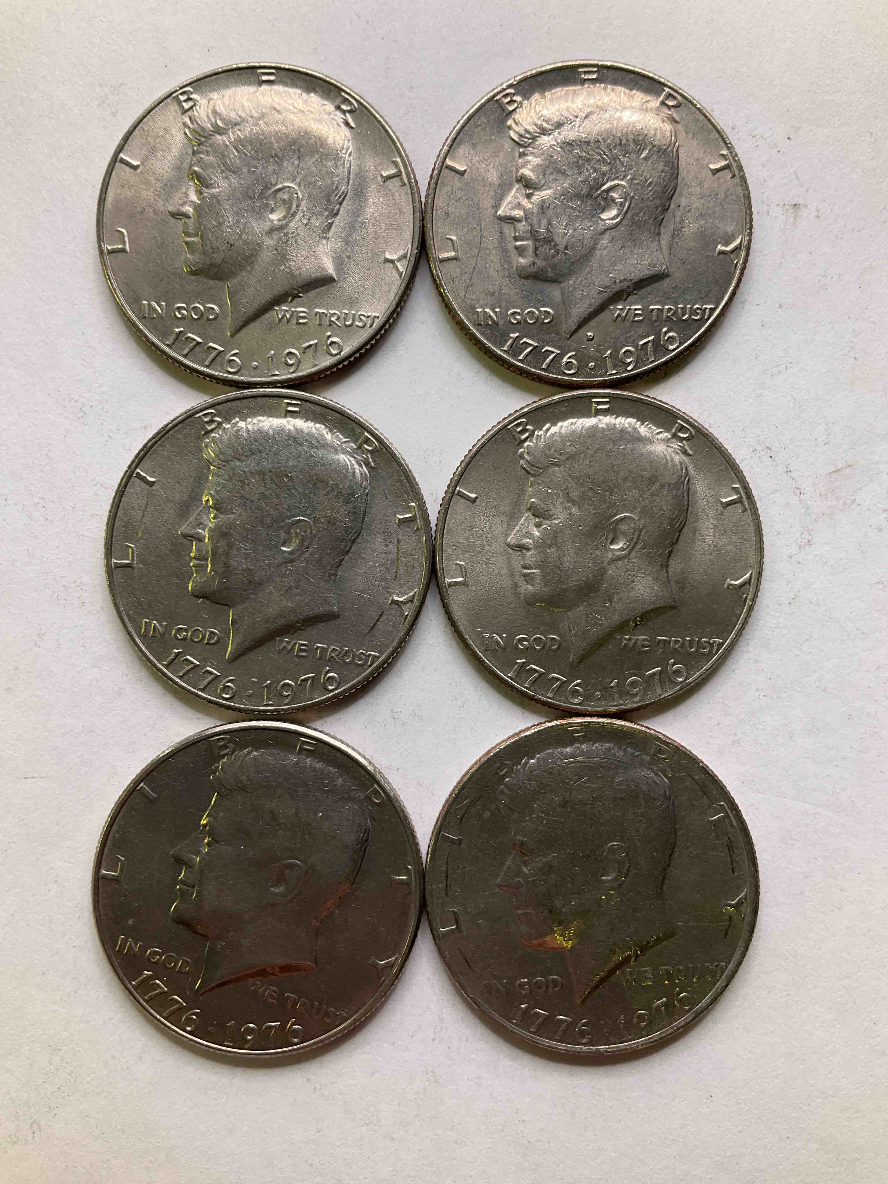 1976 Bicentennial Half Dollar Coins! In 1976 The U.S. Mint Produced Coins Celebrating The 200 Year Anniversary Of America. Up For Auction Are Awesome Examples Of 1976 Kennedy Half Dollars, Bicentennial Edition, In Very Good Circulated Condition. Highly Desirable For Collectors! Own Pieces Of History & Get Ready For America's 250 Year Anniversary Coming Soon!