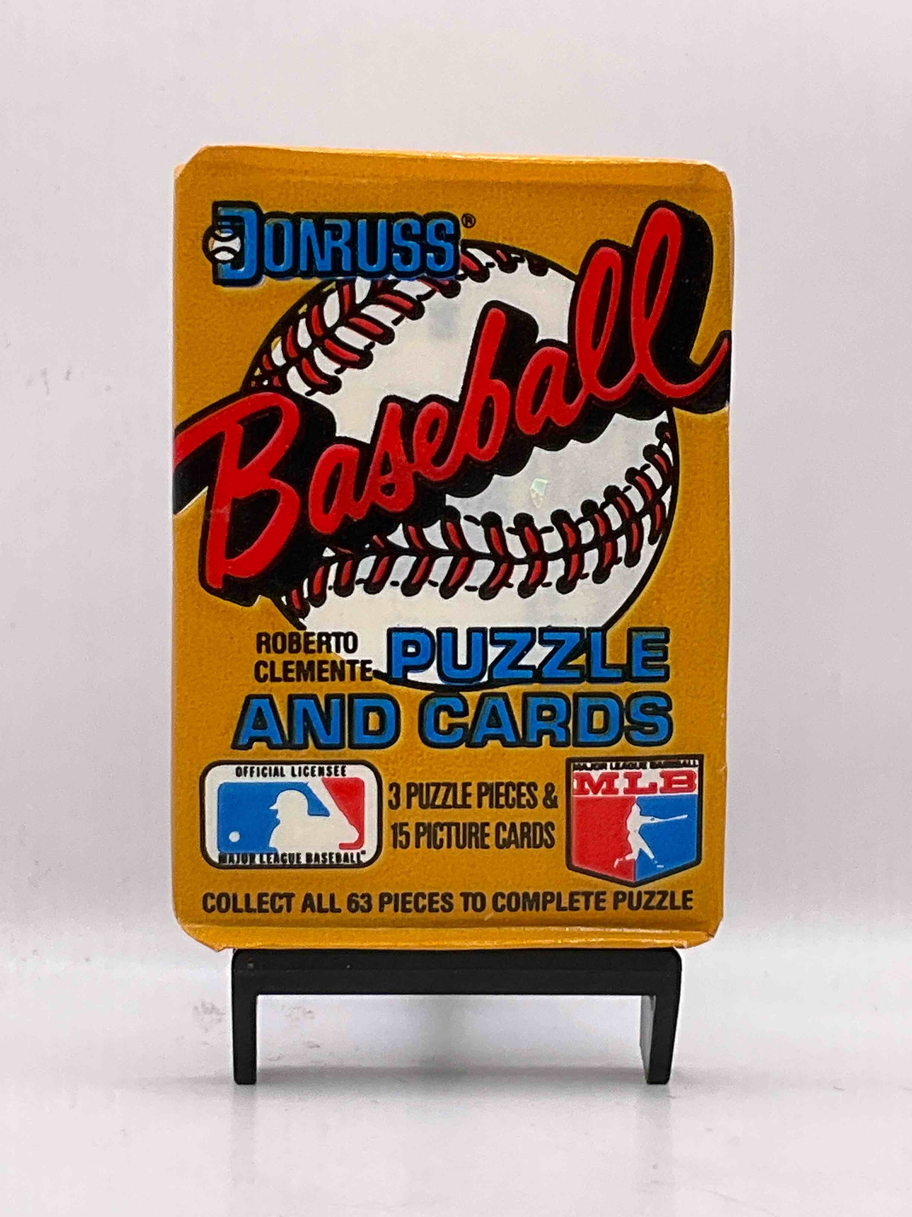 Absolutely Fully Loaded! 1987 Donruss Baseball Unopened Collectible Sports Trading Card Wax Pack, Direct From Original Retail Case. This Year Is Loaded With Rookies! Search For Rookies From Greg Maddox (PSA 10 Value $200+), Barry Bonds (PSA 10 Value $150+), Bo Jackson (PSA 10 Value $175+), Mark McGwire Rated Rookie & More! These Packs Are Drying Up & Getting Very Hard To Find!