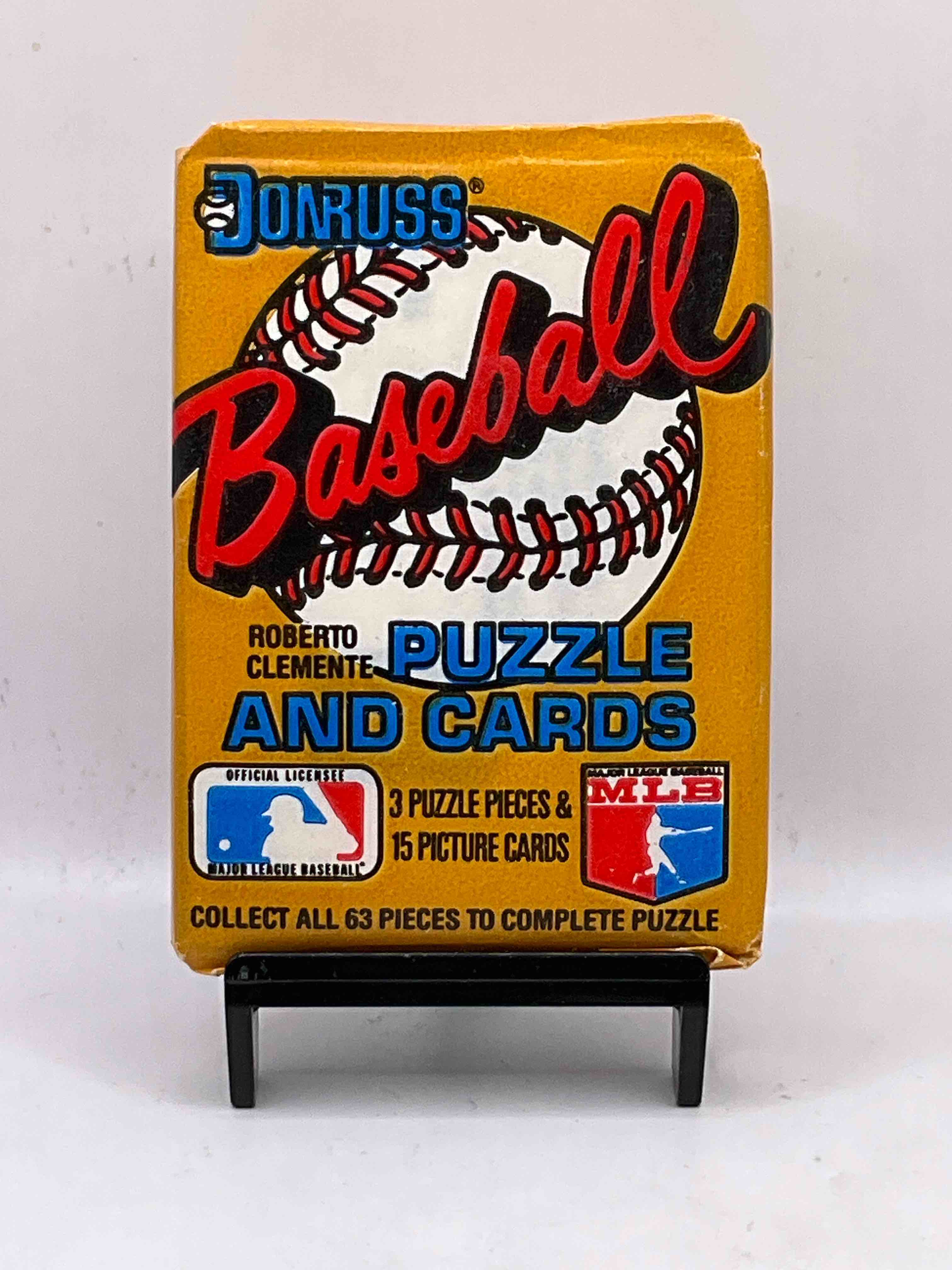 Absolutely Fully Loaded! 1987 Donruss Baseball Unopened Collectible Sports Trading Card Wax Pack, Direct From Original Retail Case. This Year Is Loaded With Rookies! Search For Rookies From Greg Maddox (PSA 10 Value $200+), Barry Bonds (PSA 10 Value $150+), Bo Jackson (PSA 10 Value $175+), Mark McGwire Rated Rookie & More! These Packs Are Drying Up & Getting Very Hard To Find!