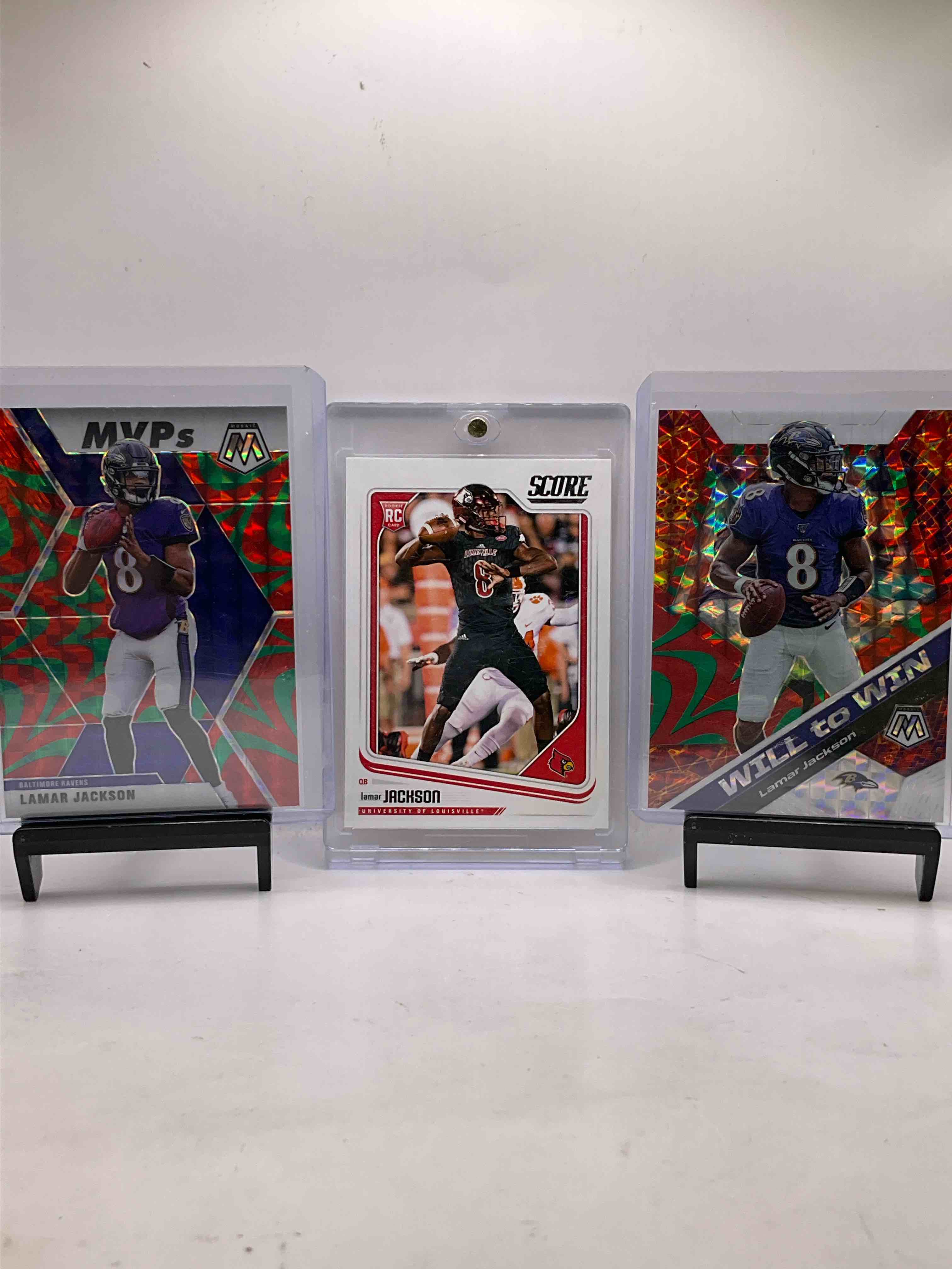 Louisville Legend Lamar! Two Matching Red & Green Mosaics… & A Rookie Card! Mosaic /89 Making This Card Super Rare, Along With MVP Red Splash & Score Rookie! So Many Lamar Jacksons! Donruss,, Zenith, Select, Score & More!