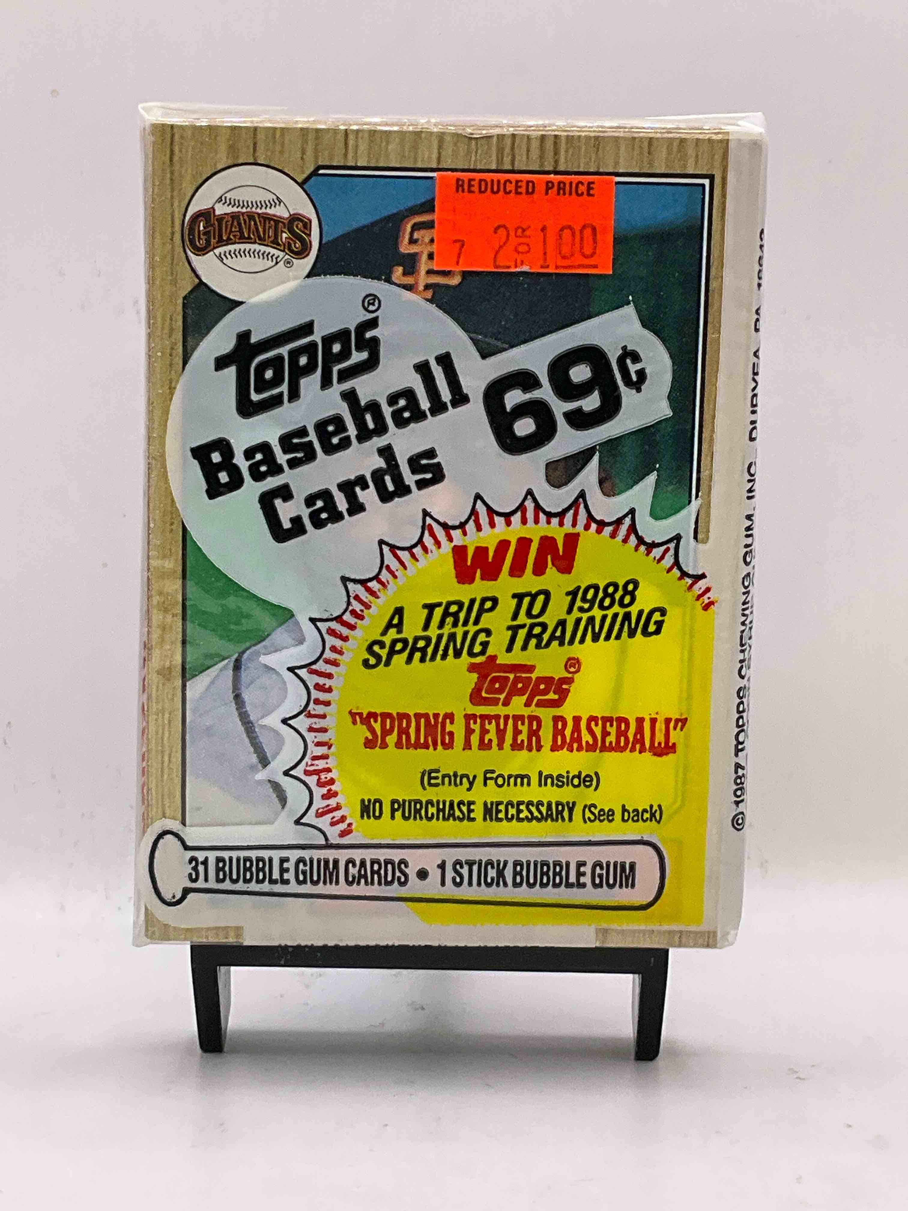 Loaded! 1987 Topps Baseball Unopened Sports Card Collectible Wax Pack, Direct From Original Retail Case! 1987 Topps Baseball Is A Loaded Year With Rookie Cards From Barry Bonds (PSA 10 $300+), Bo Jackson, Jose Canseco & More! Excellent Condition!