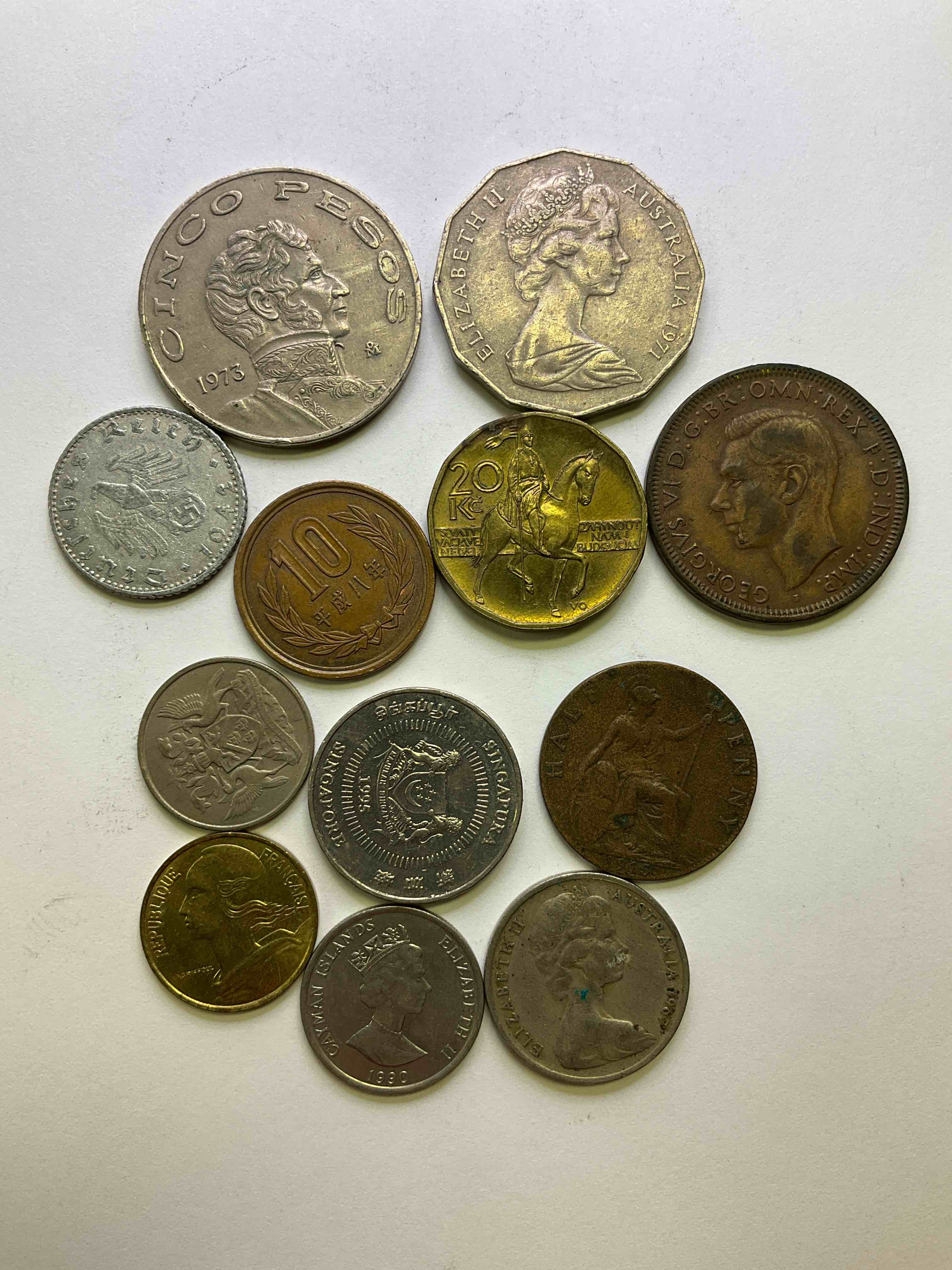 World Coins, Antique & Vintage! Each Lot Unique! Many Different Years, Countries, Sizes & Exotic Places. This Cool Collection Of Antique Coins From Around The World Is Loads Of Fun! Have Fun Identifying Each Coin & Country As A great Educational Tool! A Great Investment Too!