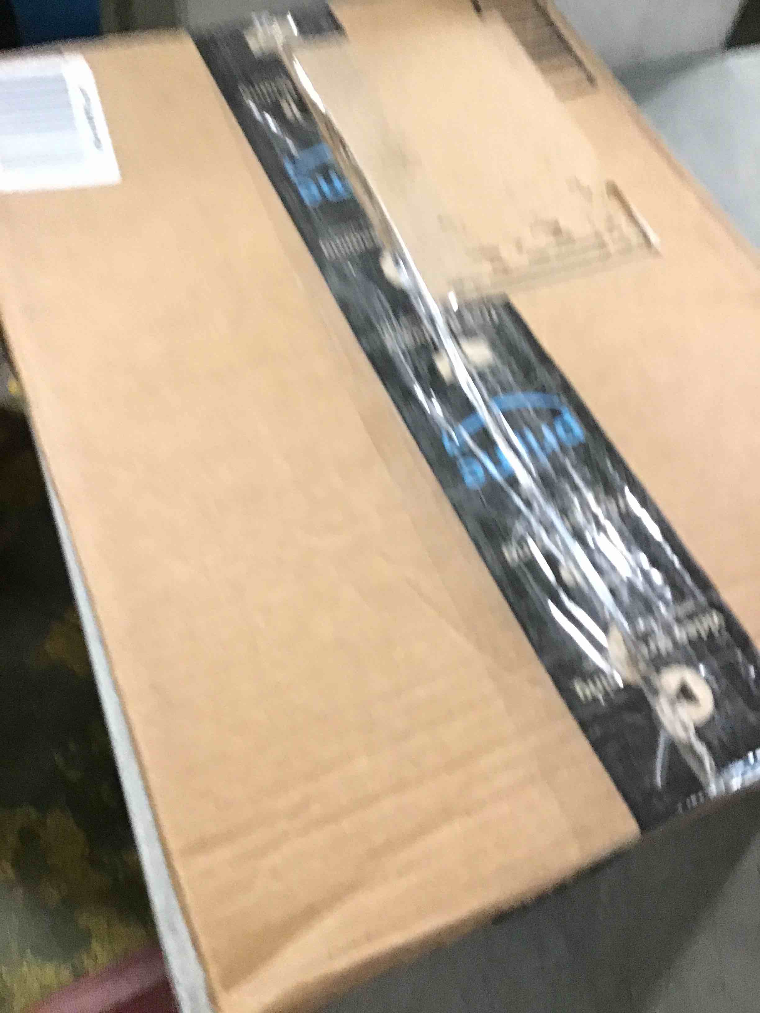 https://s3.amazonaws.com/lotting-images-prod/bidfta/TEA1363598_1740490478570.jpeg