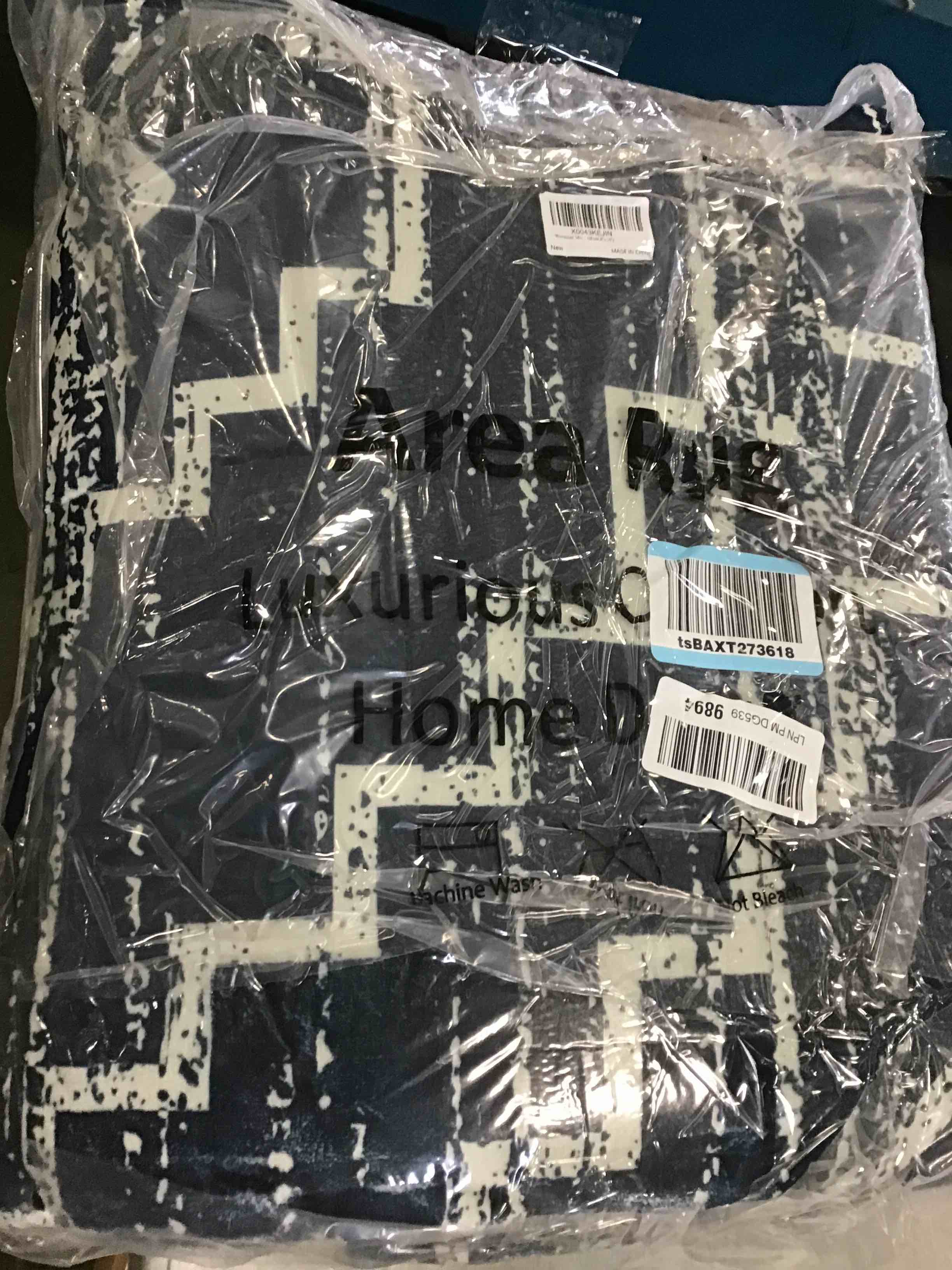 https://s3.amazonaws.com/lotting-images-prod/bidfta/TEA1365242_1741030192935.jpeg
