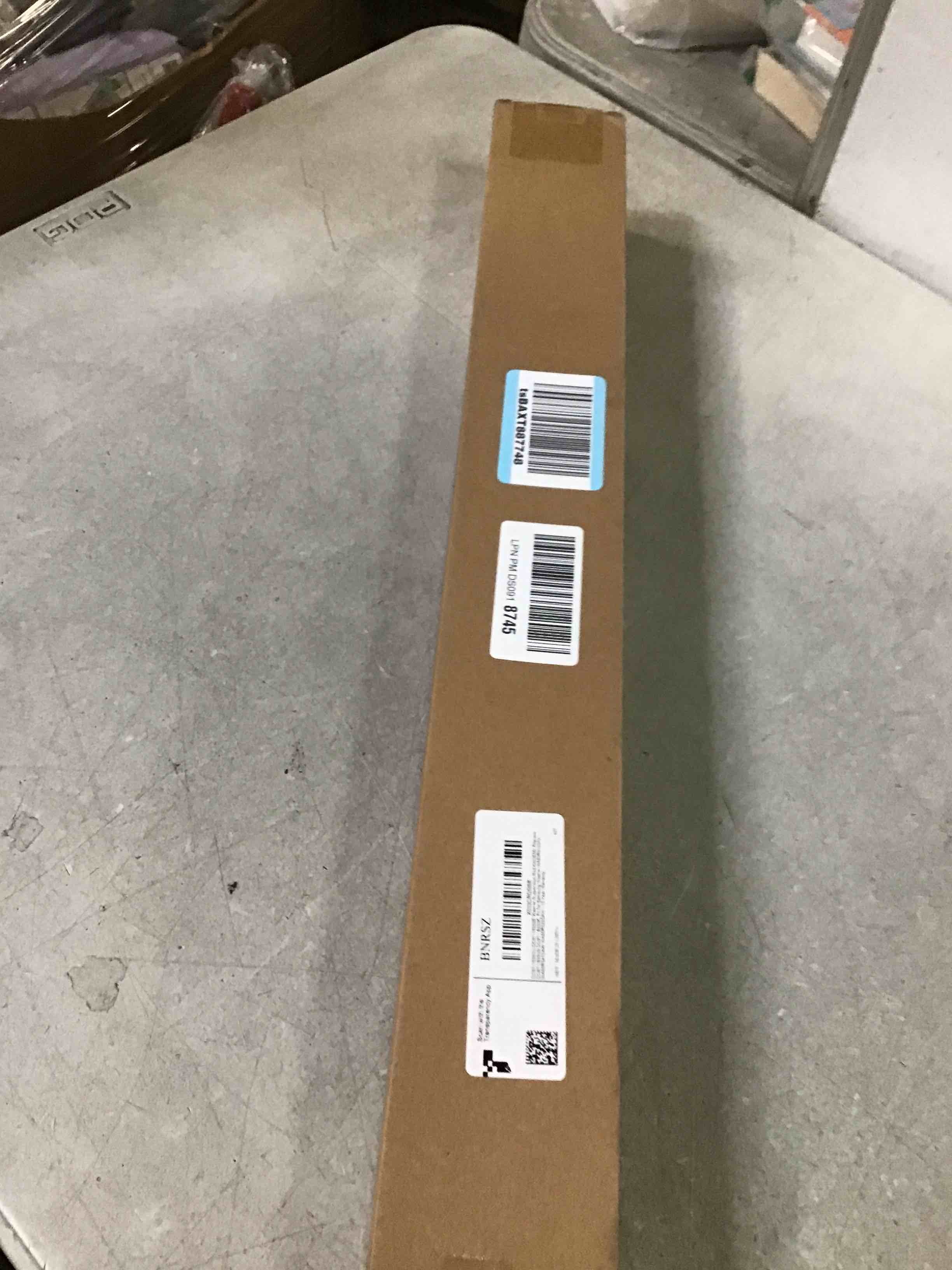 https://s3.amazonaws.com/lotting-images-prod/bidfta/TEA1365907_1741279346391.jpeg