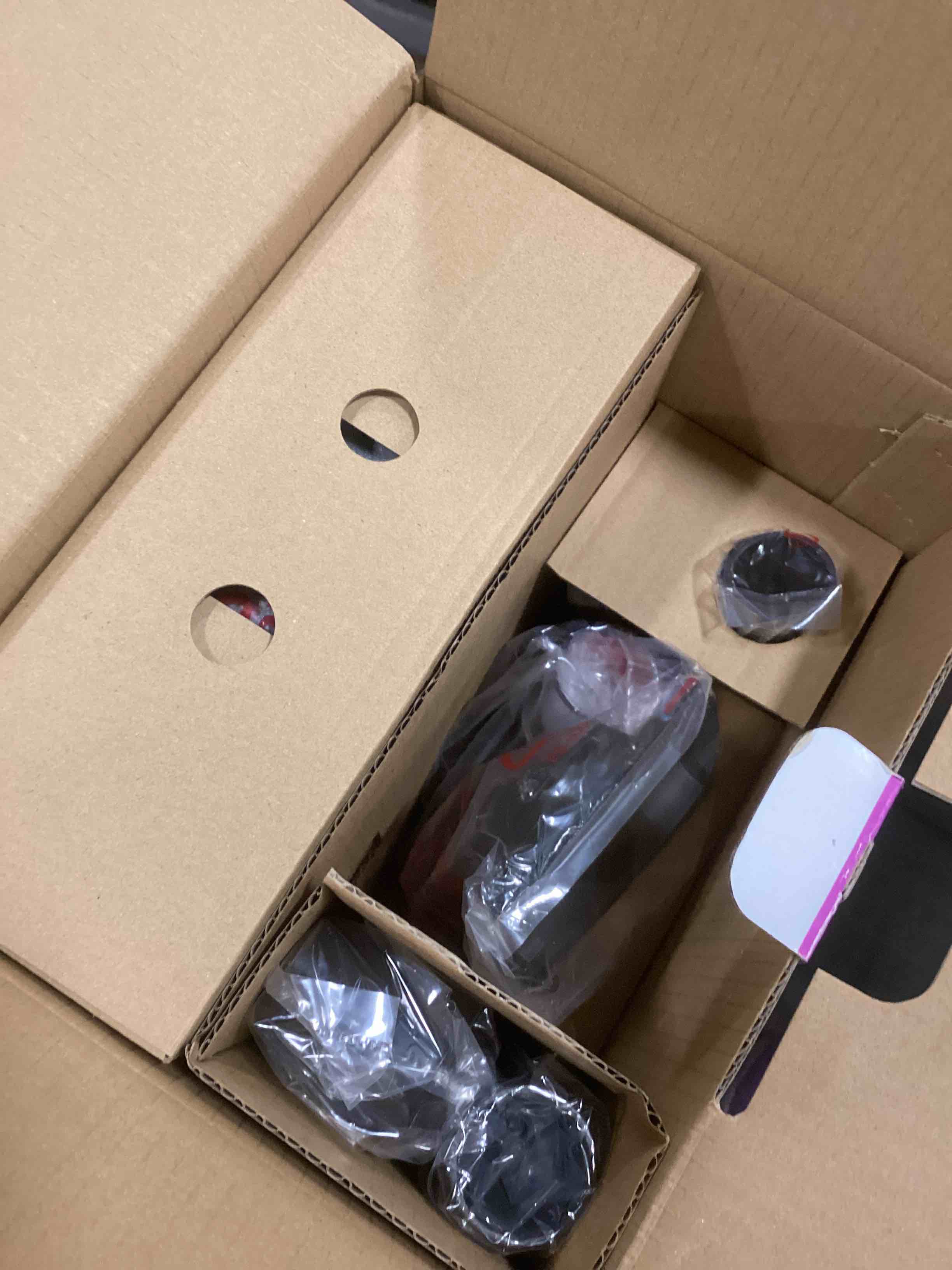 https://s3.amazonaws.com/lotting-images-prod/bidfta/TEA1366075_1739452646289.jpeg