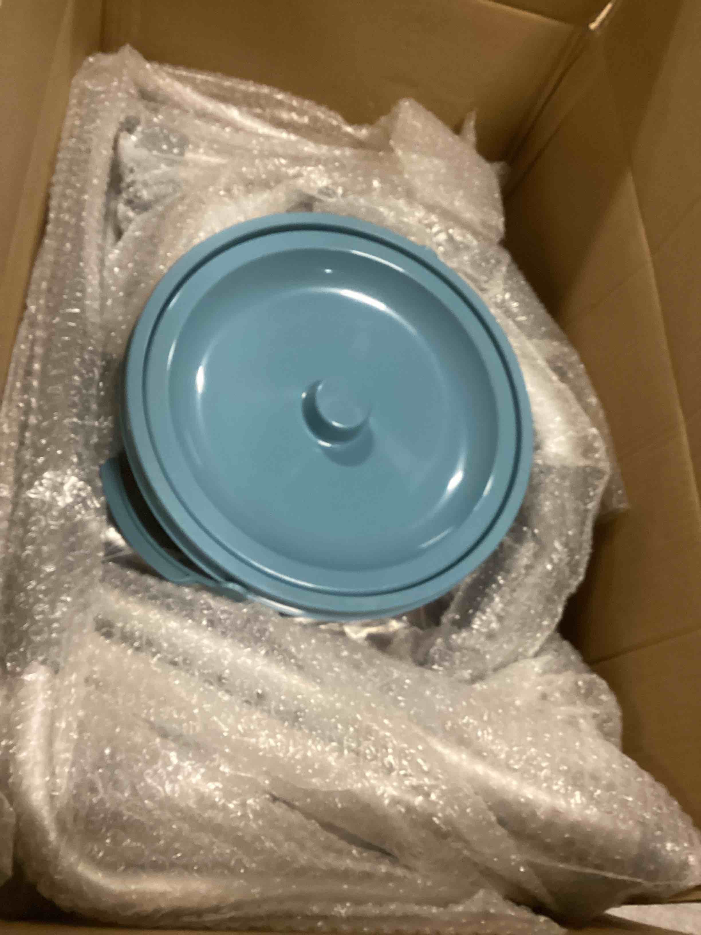 https://s3.amazonaws.com/lotting-images-prod/bidfta/TEA1366135_1739461650764.jpeg