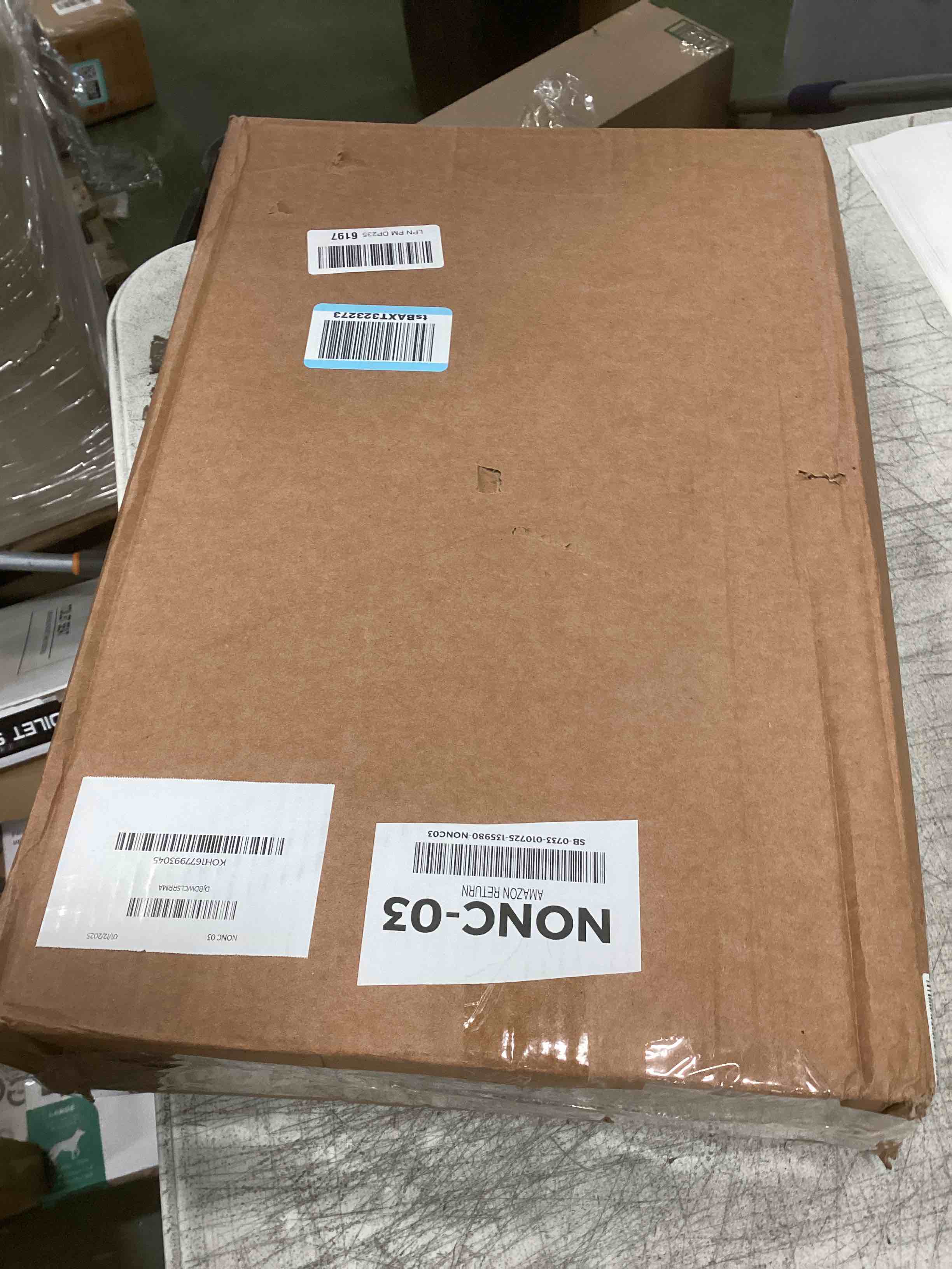 https://s3.amazonaws.com/lotting-images-prod/bidfta/TEA1366222_1739471536621.jpeg