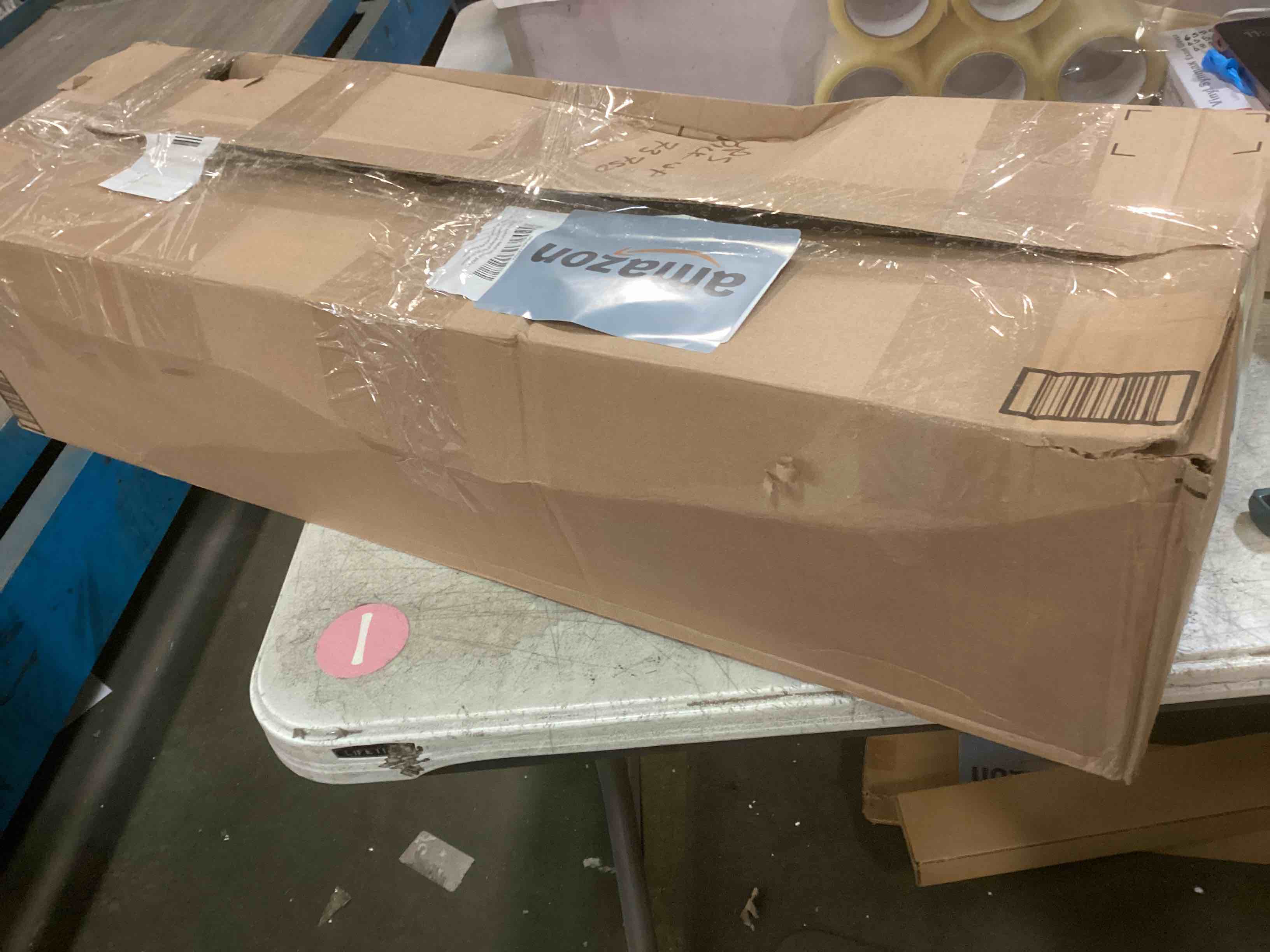 https://s3.amazonaws.com/lotting-images-prod/bidfta/TEA1366911_1739896743757.jpeg