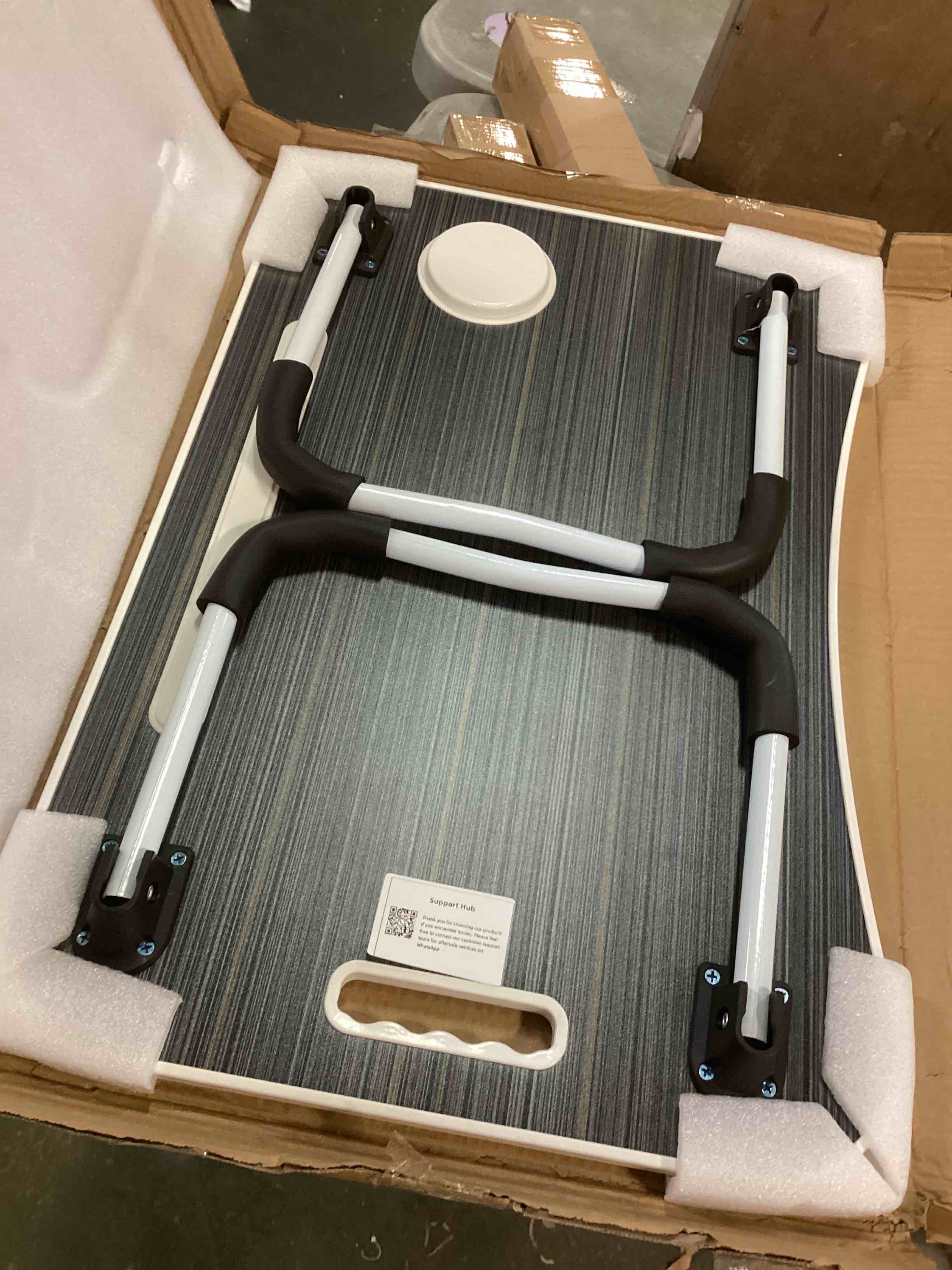 https://s3.amazonaws.com/lotting-images-prod/bidfta/TEA1367413_1740077698581.jpeg