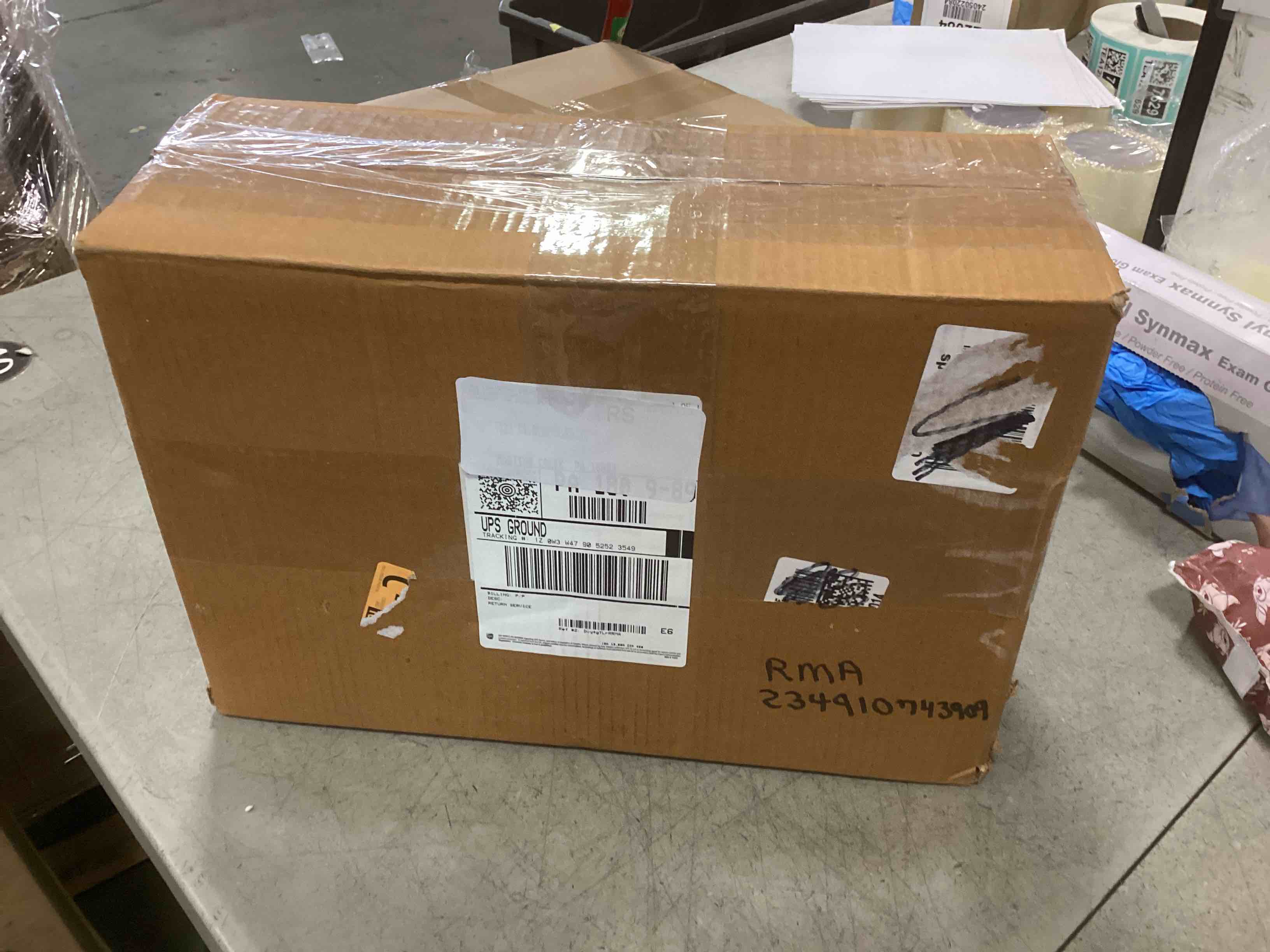 https://s3.amazonaws.com/lotting-images-prod/bidfta/TEA1368914_1741011963785.jpeg