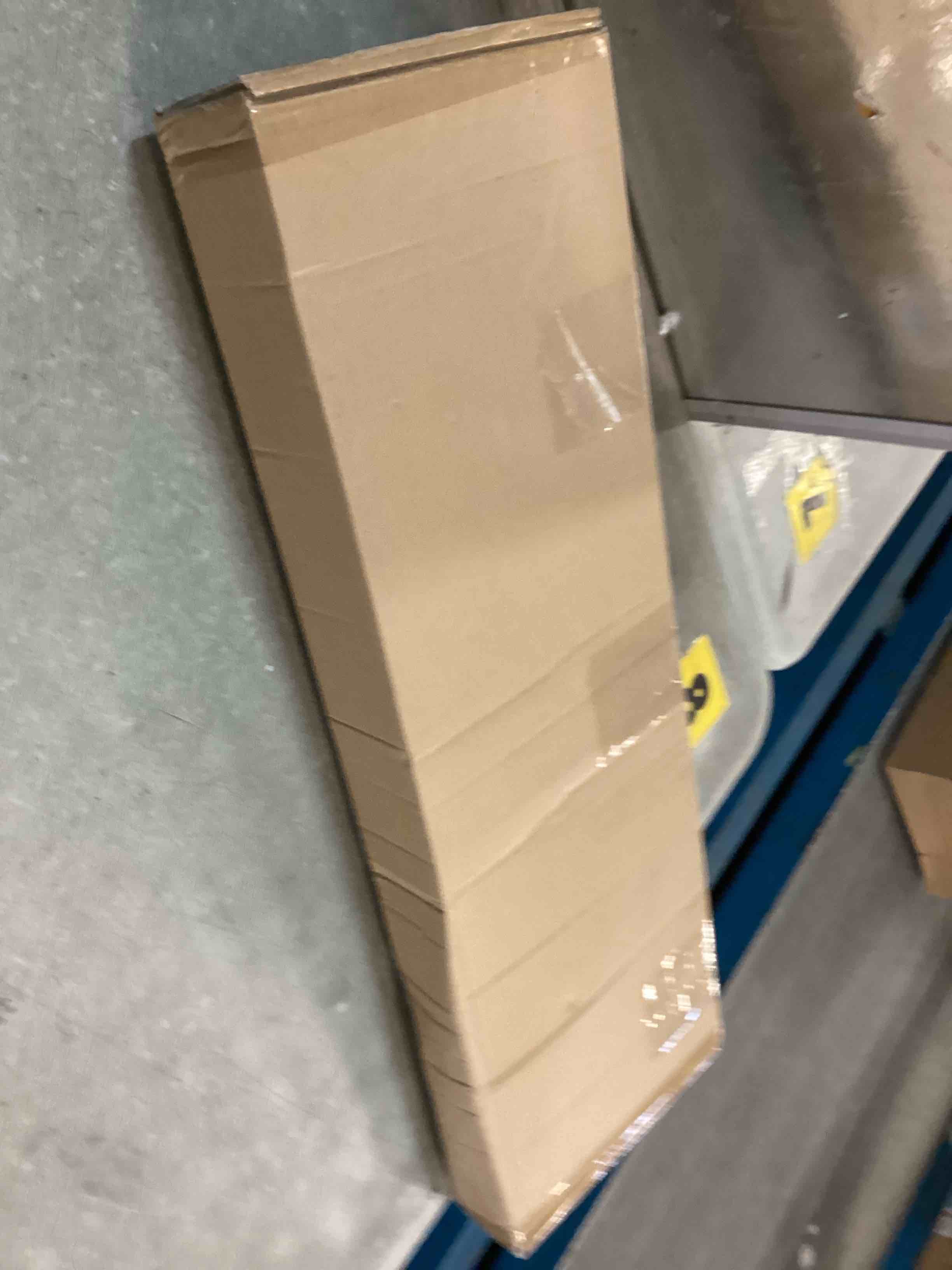 https://s3.amazonaws.com/lotting-images-prod/bidfta/TEA1372353_1739559275204.jpeg