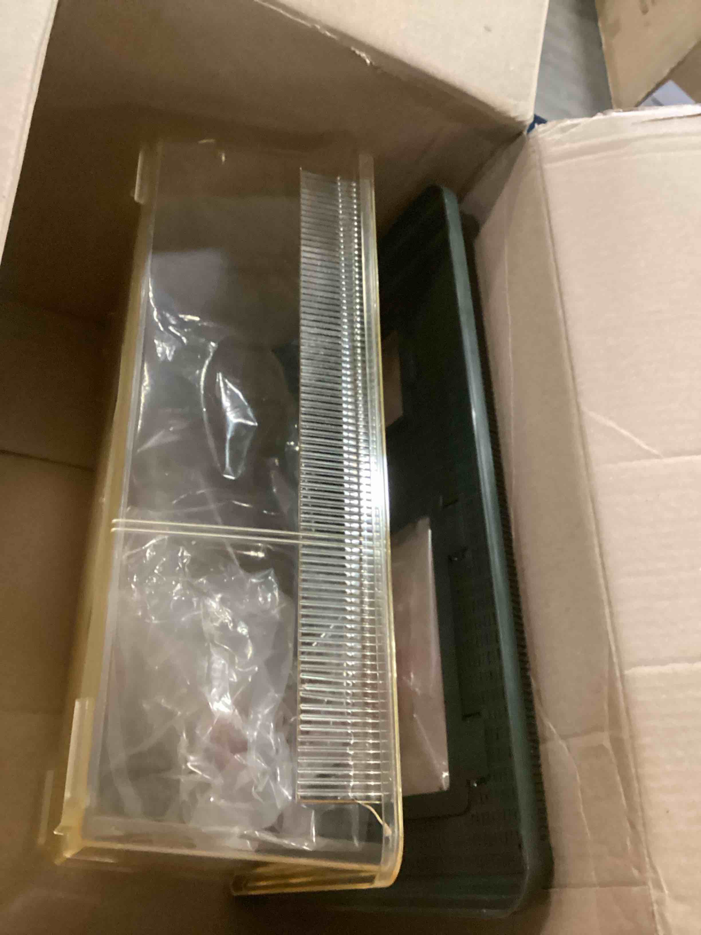 https://s3.amazonaws.com/lotting-images-prod/bidfta/TEA1373025_1739985463208.jpeg