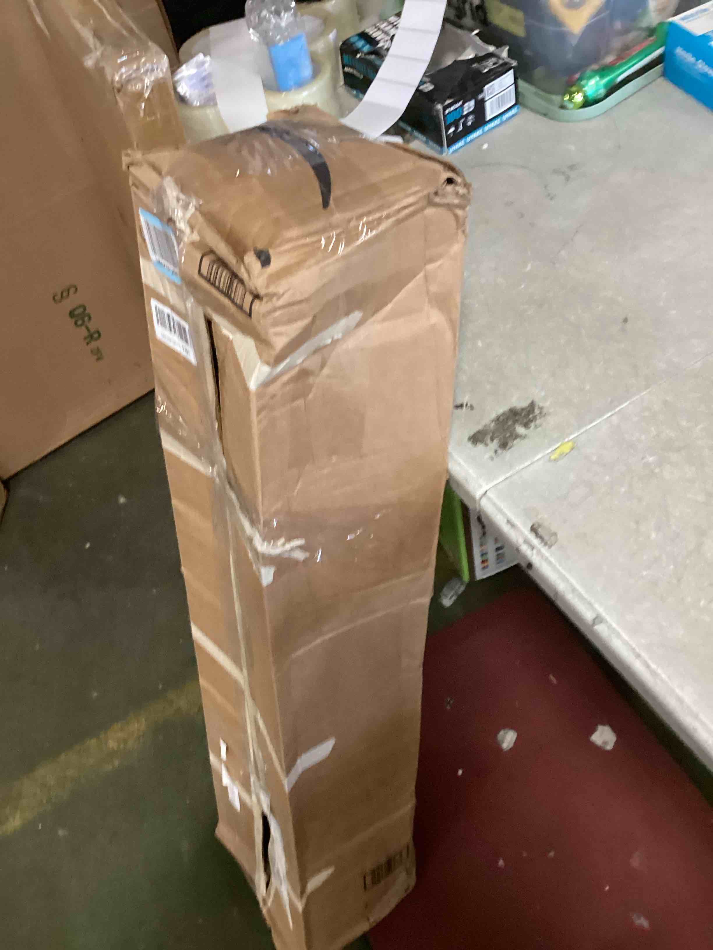 https://s3.amazonaws.com/lotting-images-prod/bidfta/TEA1373161_1740061428627.jpeg