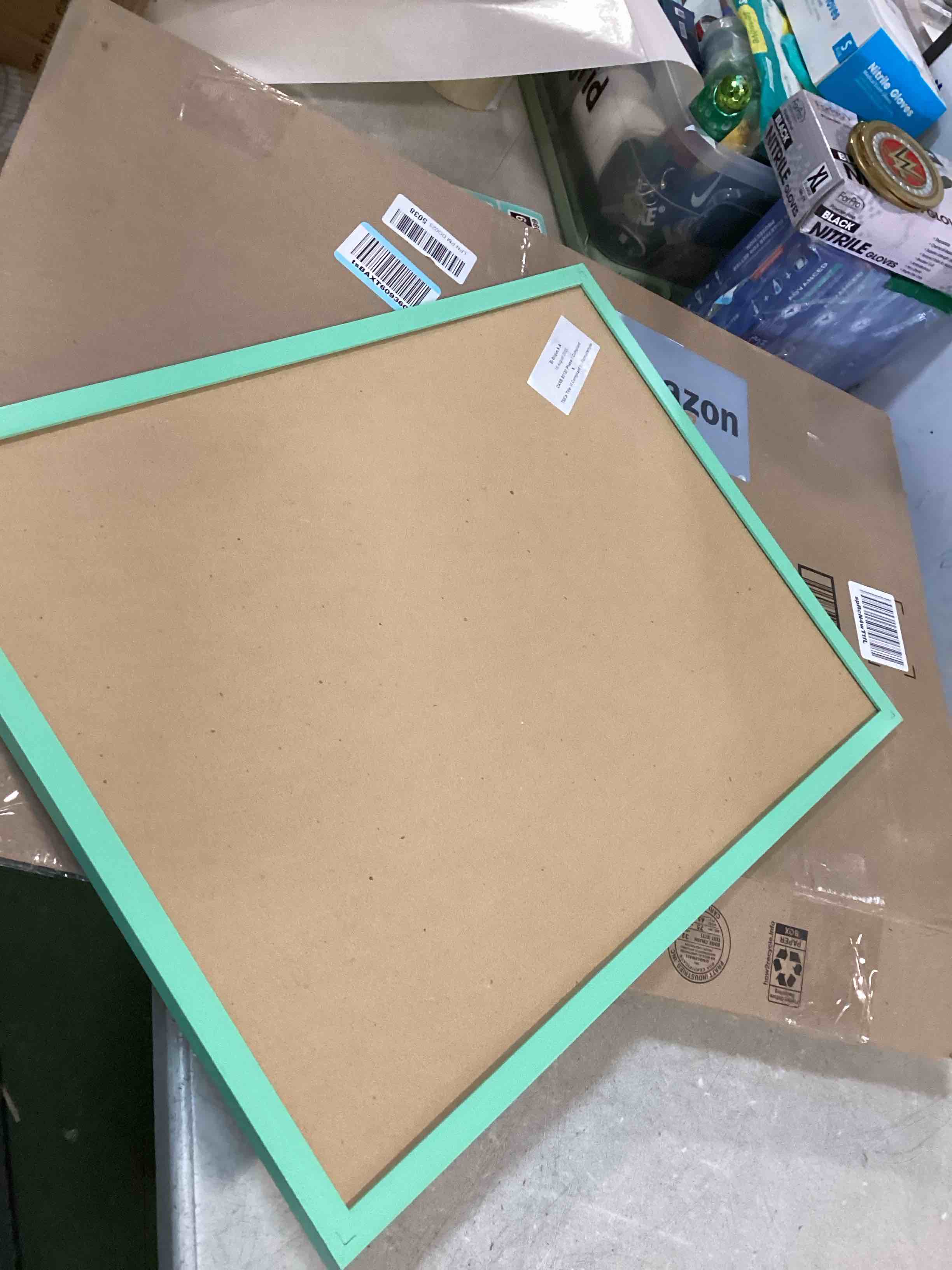 https://s3.amazonaws.com/lotting-images-prod/bidfta/TEA1374095_1740579326865.jpeg