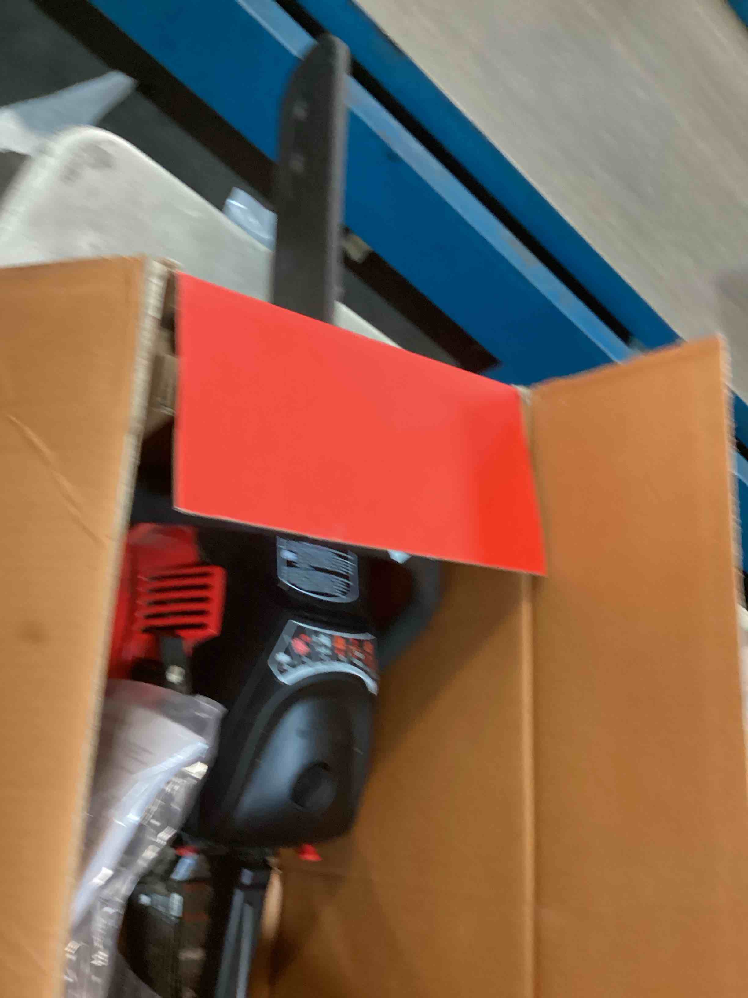 https://s3.amazonaws.com/lotting-images-prod/bidfta/TEA1374376_1740666289889.jpeg