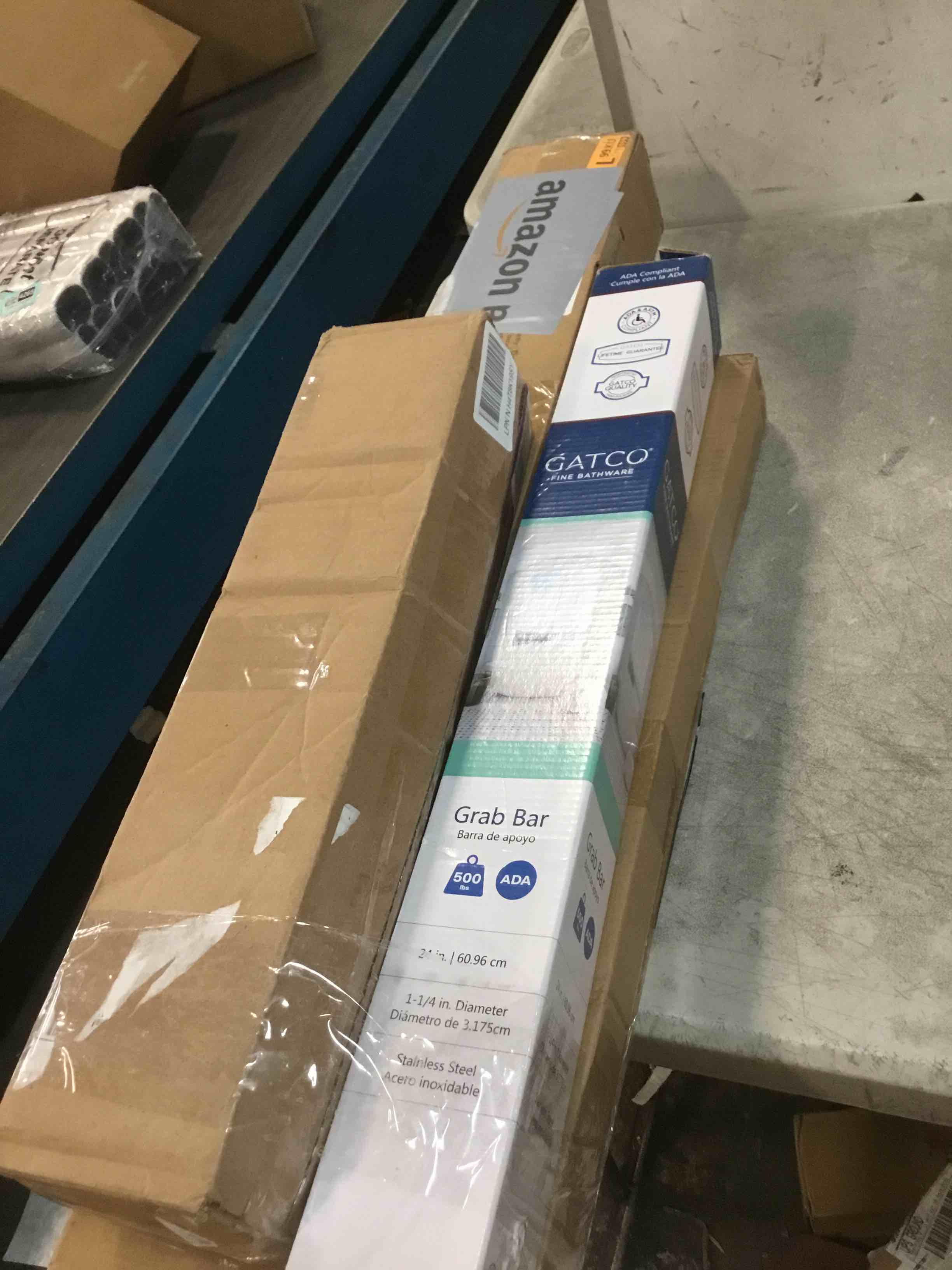 https://s3.amazonaws.com/lotting-images-prod/bidfta/TEA1376860_1740599762195.jpeg