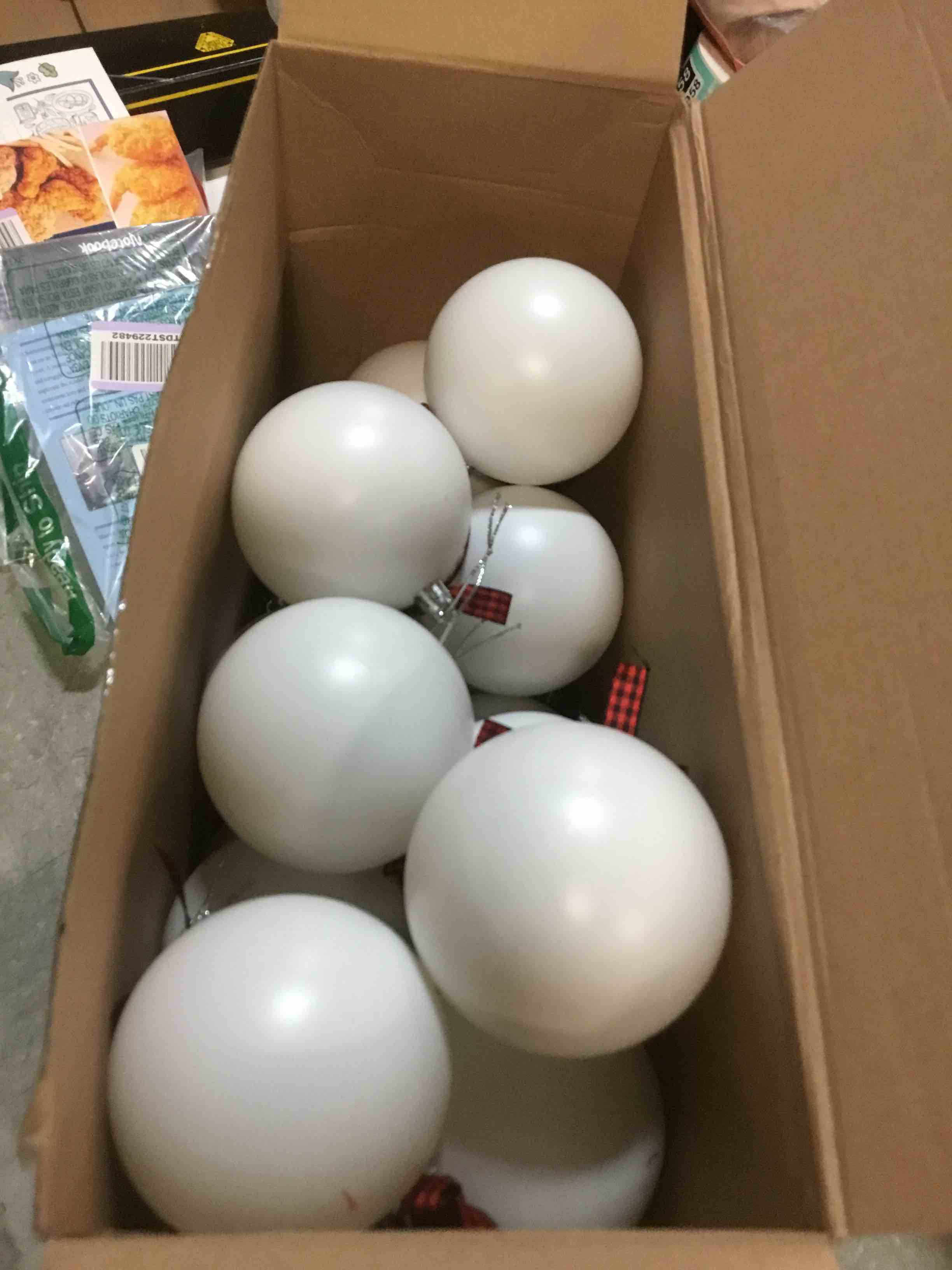 https://s3.amazonaws.com/lotting-images-prod/bidfta/TEA1376928_1740664563791.jpeg
