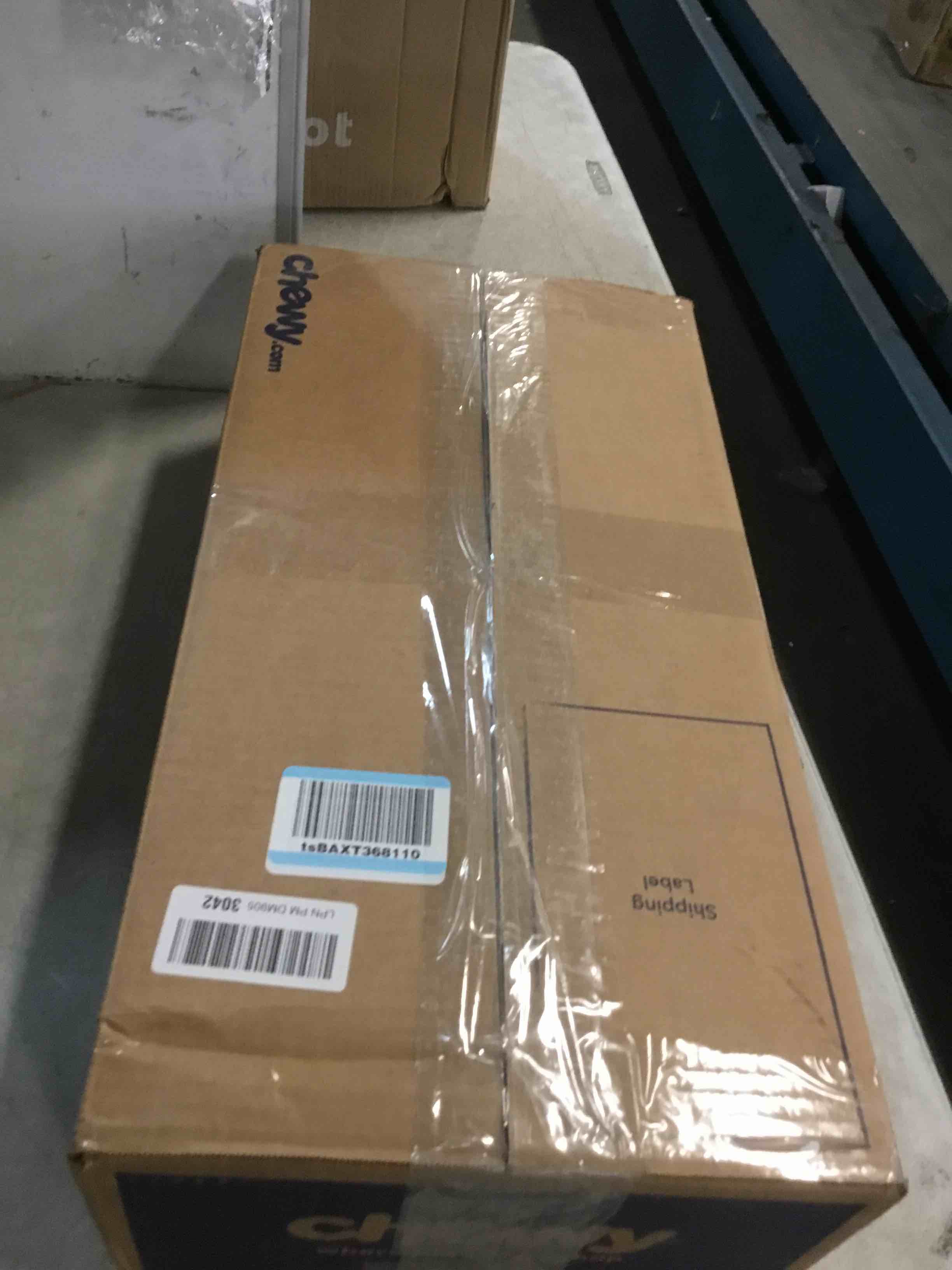 https://s3.amazonaws.com/lotting-images-prod/bidfta/TEA1377362_1741016608715.jpeg