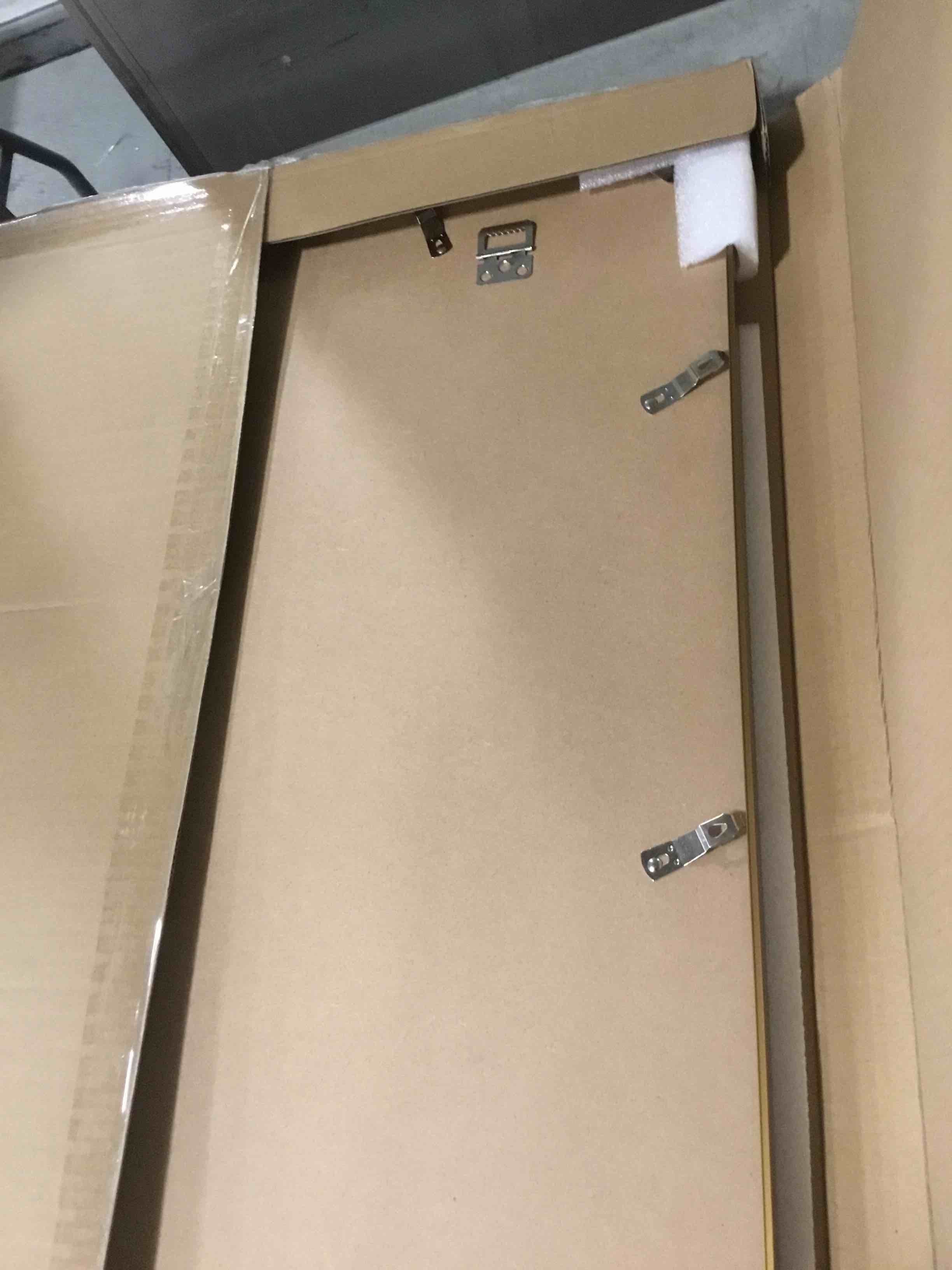 https://s3.amazonaws.com/lotting-images-prod/bidfta/TEA1377996_1741274720487.jpeg