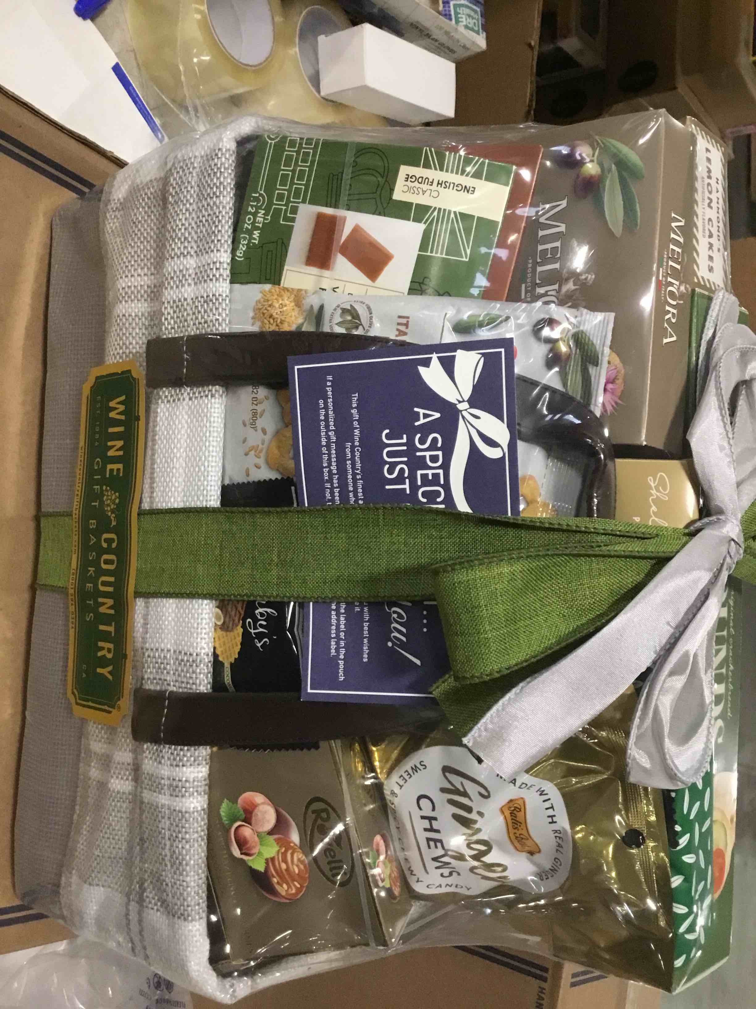 https://s3.amazonaws.com/lotting-images-prod/bidfta/TEA1378250_1739455523418.jpeg