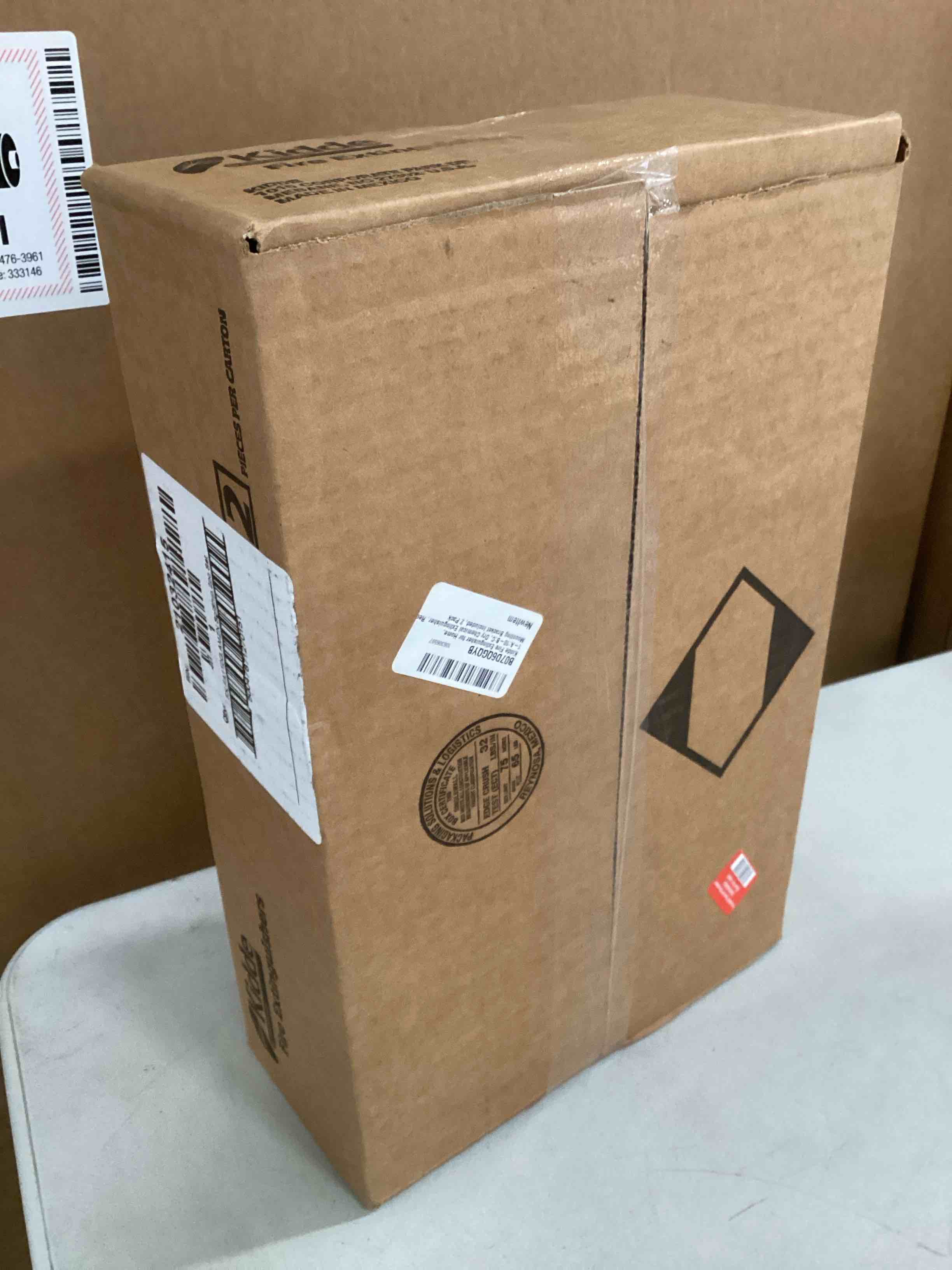 https://s3.amazonaws.com/lotting-images-prod/bidfta/TEA1378432_1743621113477.jpeg
