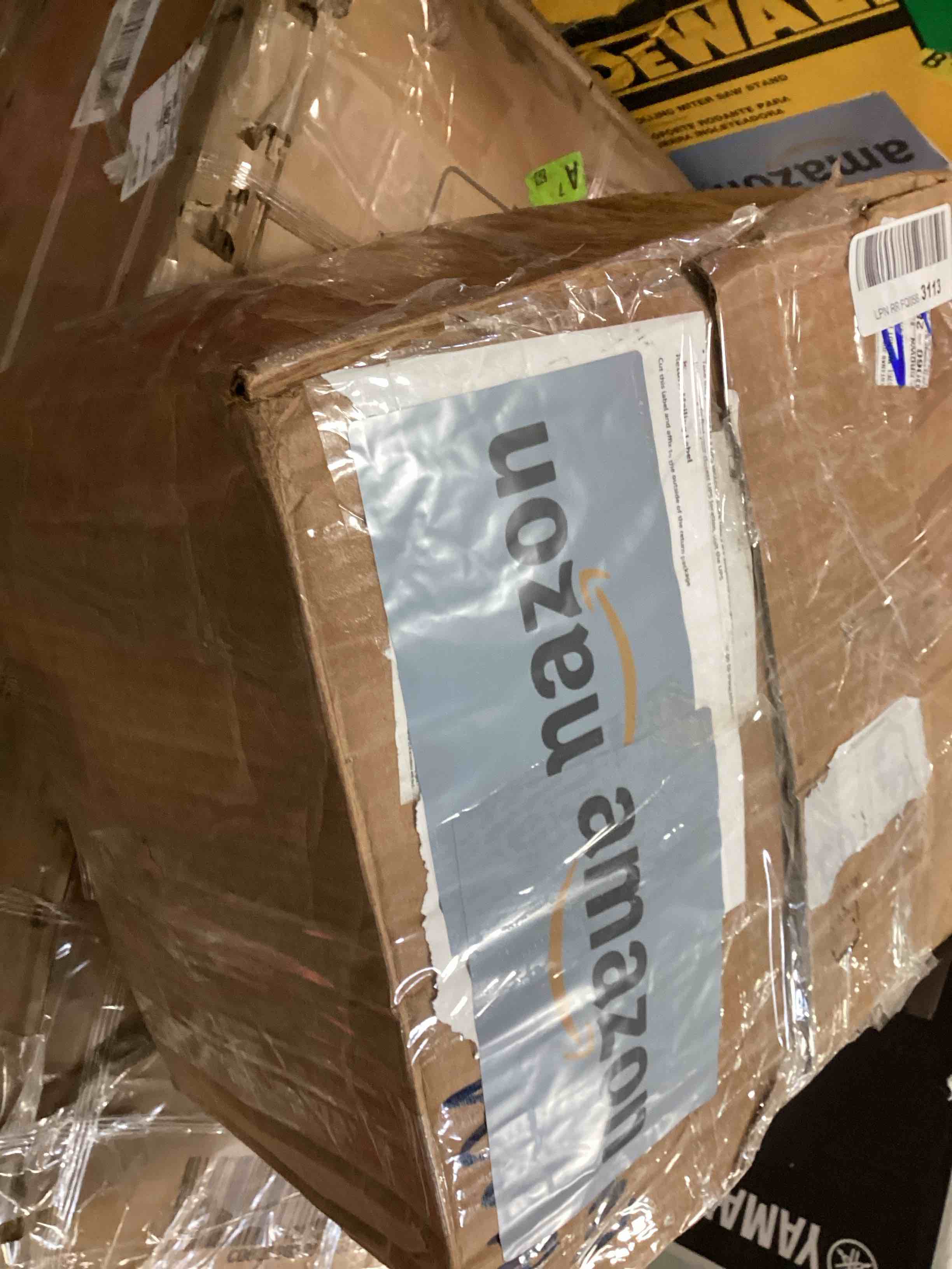 https://s3.amazonaws.com/lotting-images-prod/bidfta/TEA1381928_1740406881921.jpeg