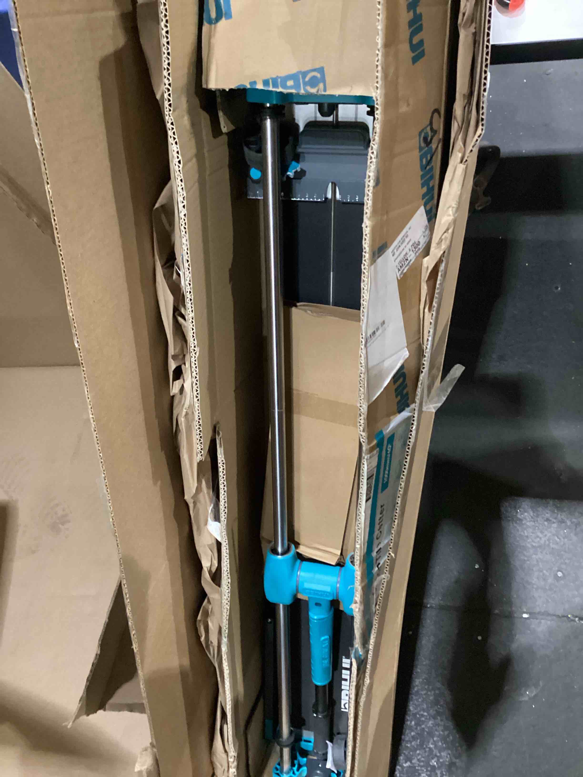 https://s3.amazonaws.com/lotting-images-prod/bidfta/TEA1385784_1761052888977.jpeg