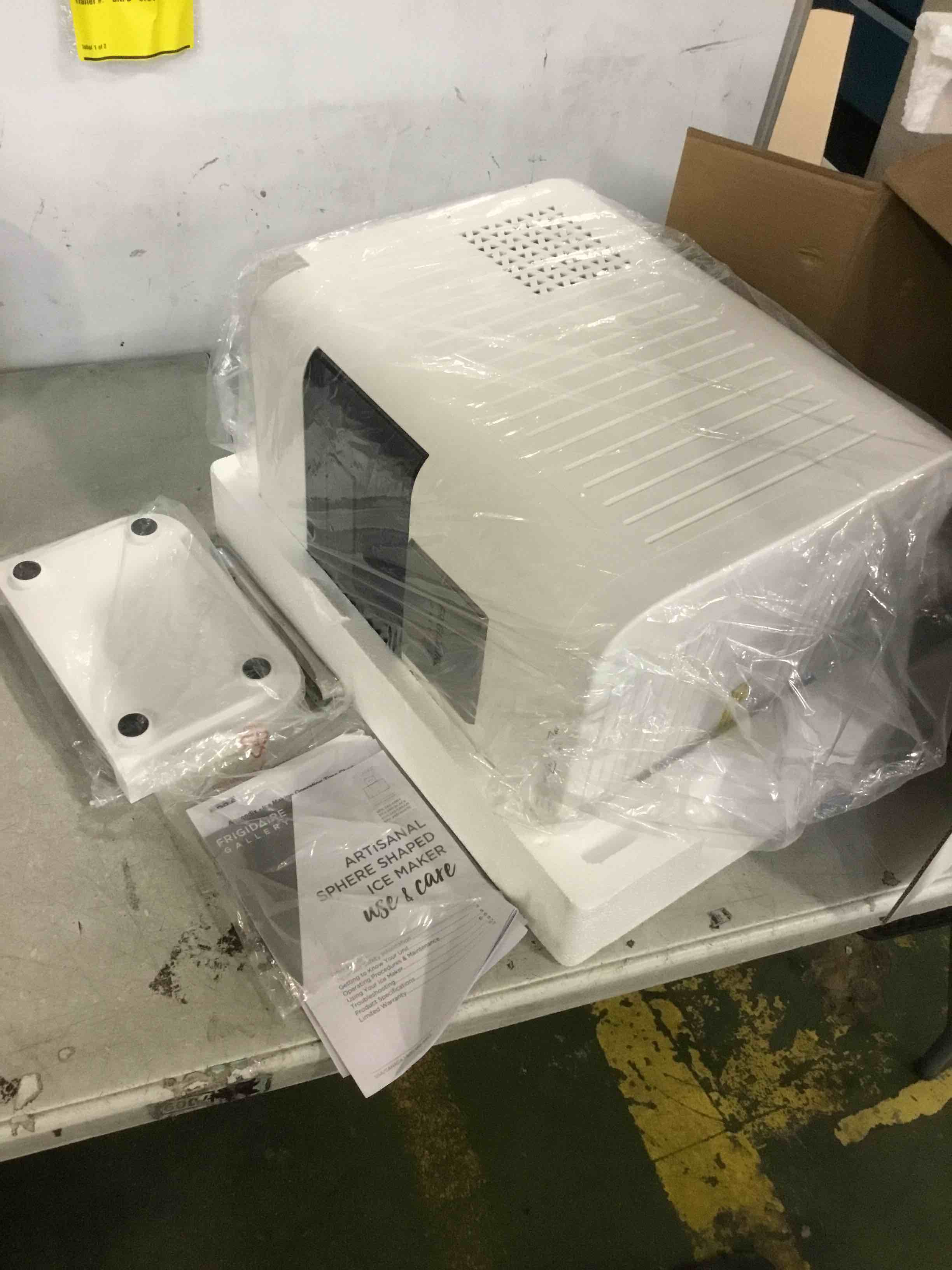 https://s3.amazonaws.com/lotting-images-prod/bidfta/TEA1408901_1745248819272.jpeg
