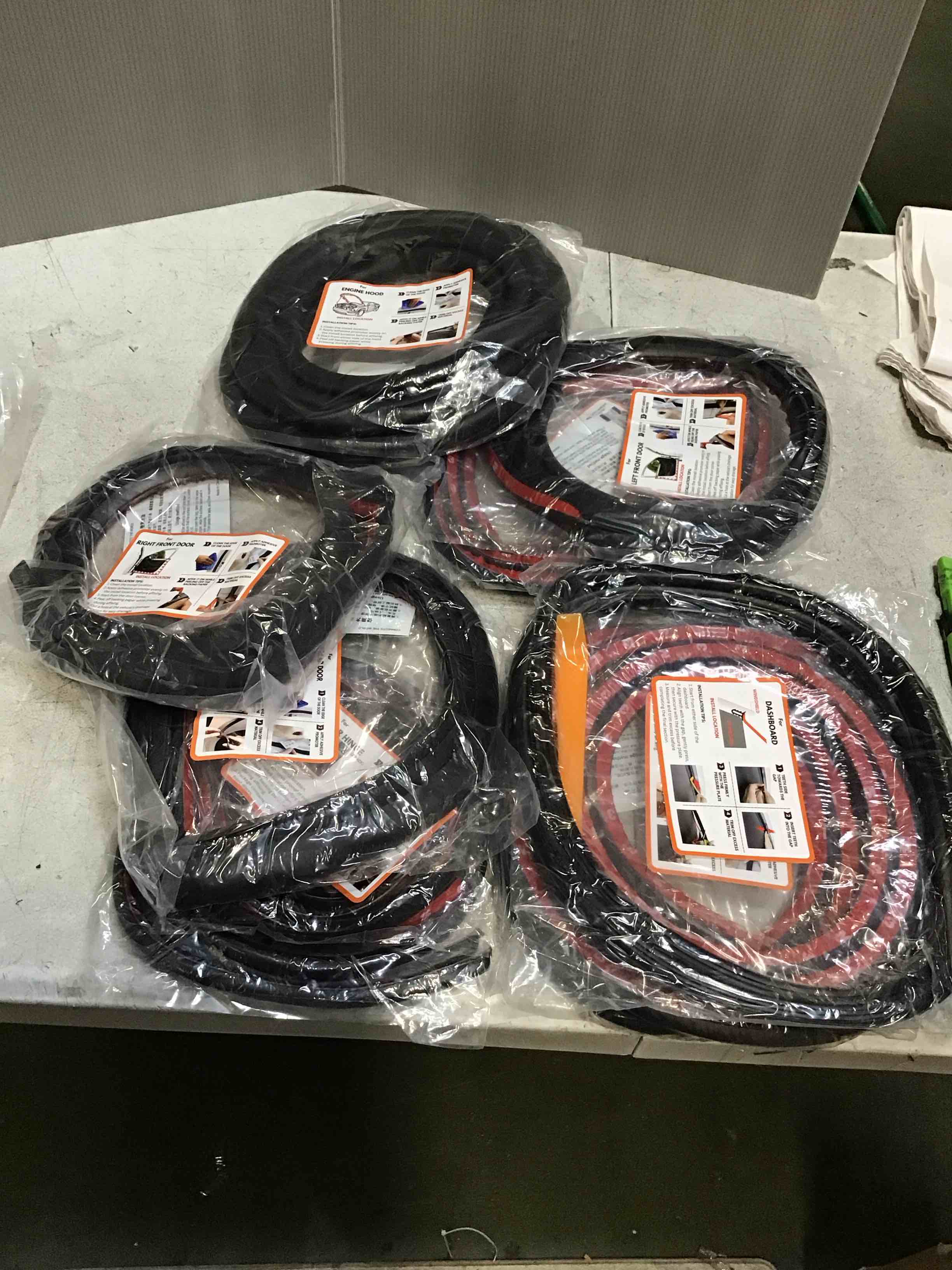 https://s3.amazonaws.com/lotting-images-prod/bidfta/TEA1409310_1746106963489.jpeg