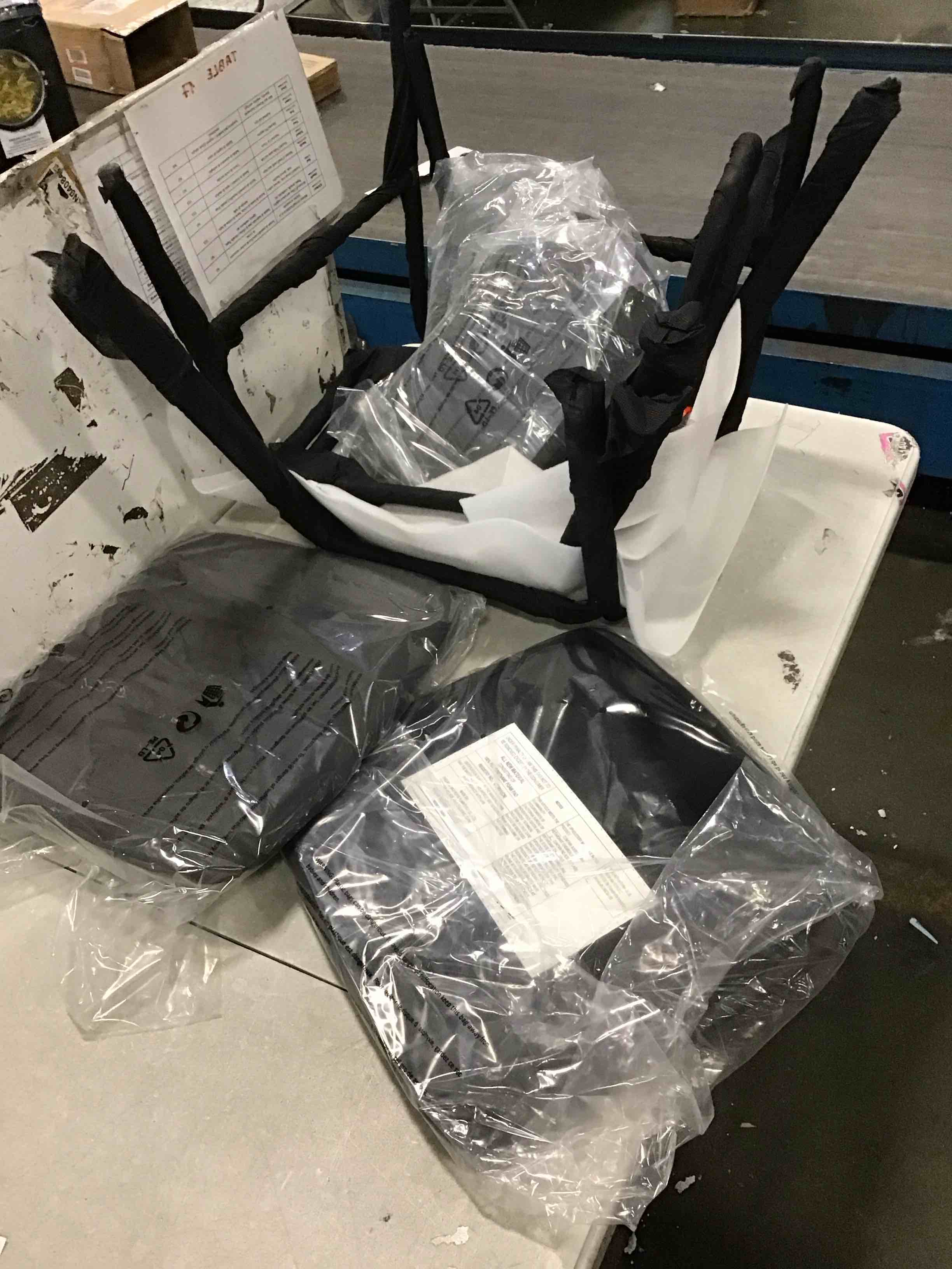 https://s3.amazonaws.com/lotting-images-prod/bidfta/TEA1409613_1746473815695.jpeg