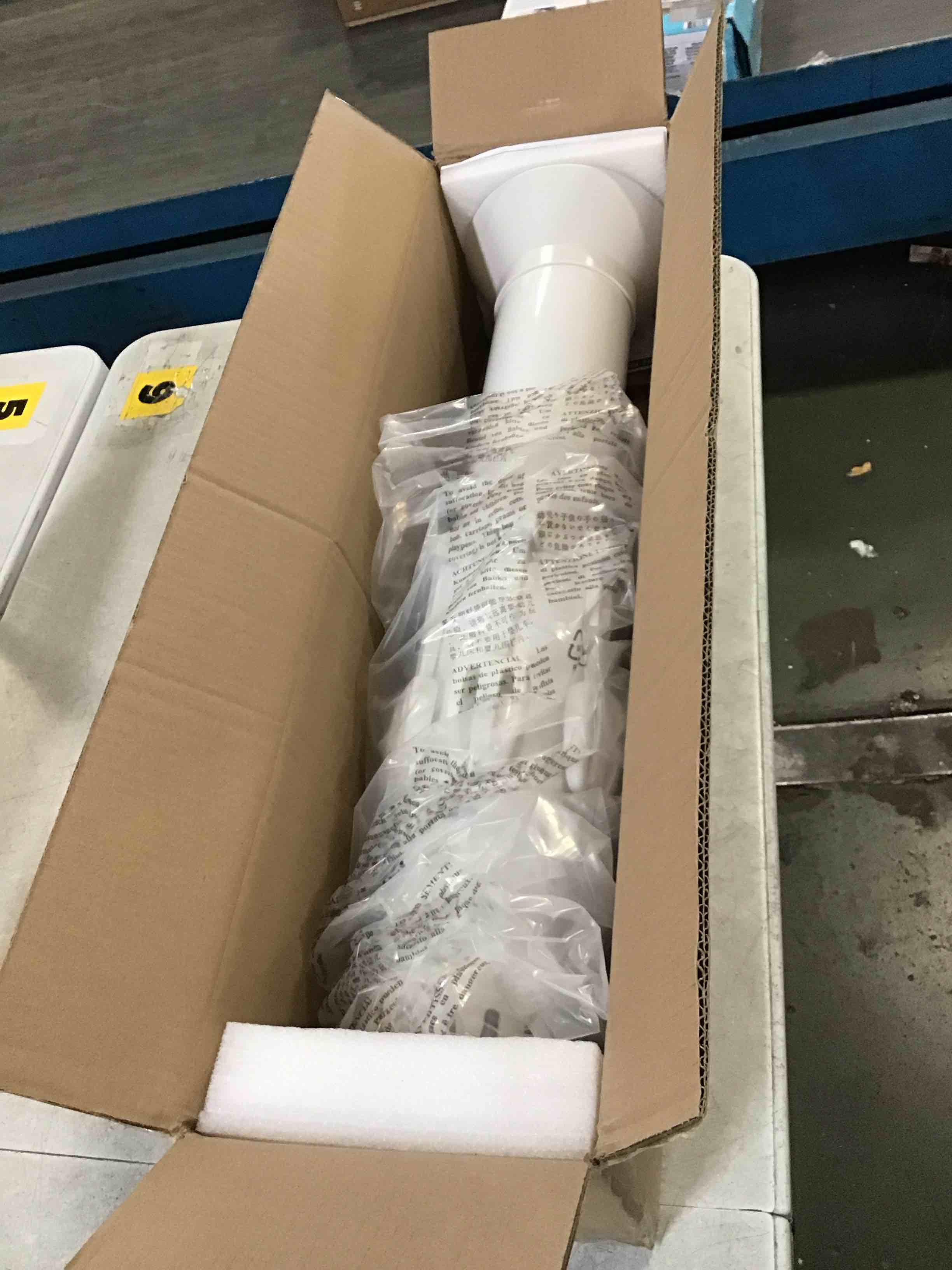 https://s3.amazonaws.com/lotting-images-prod/bidfta/TEA1409712_1746631644814.jpeg