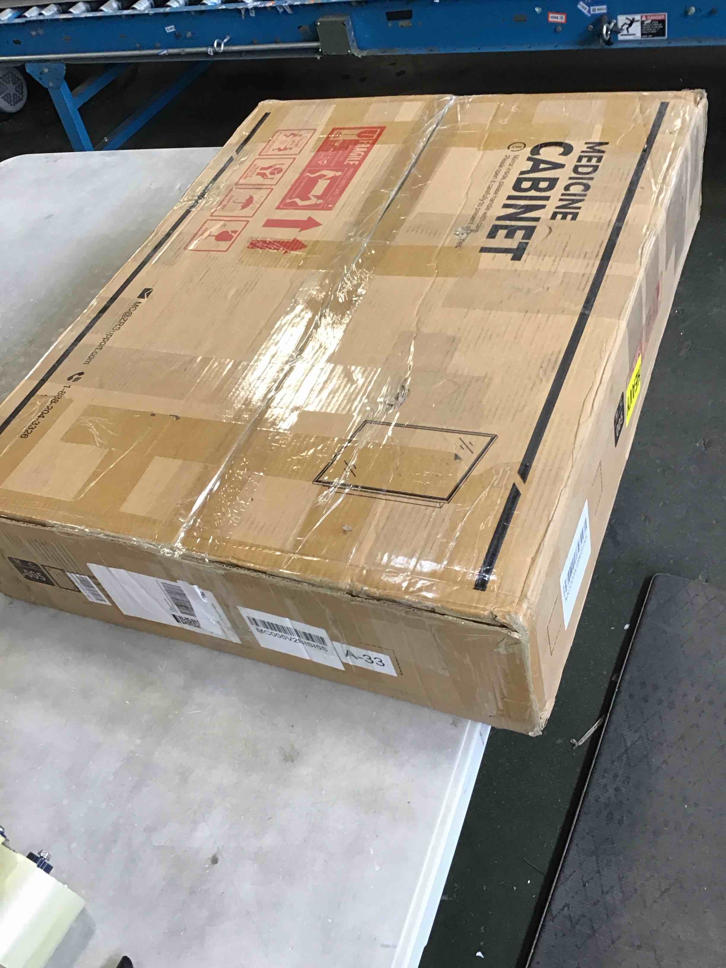 https://s3.amazonaws.com/lotting-images-prod/bidfta/TEA1409977_1747235221202.jpeg